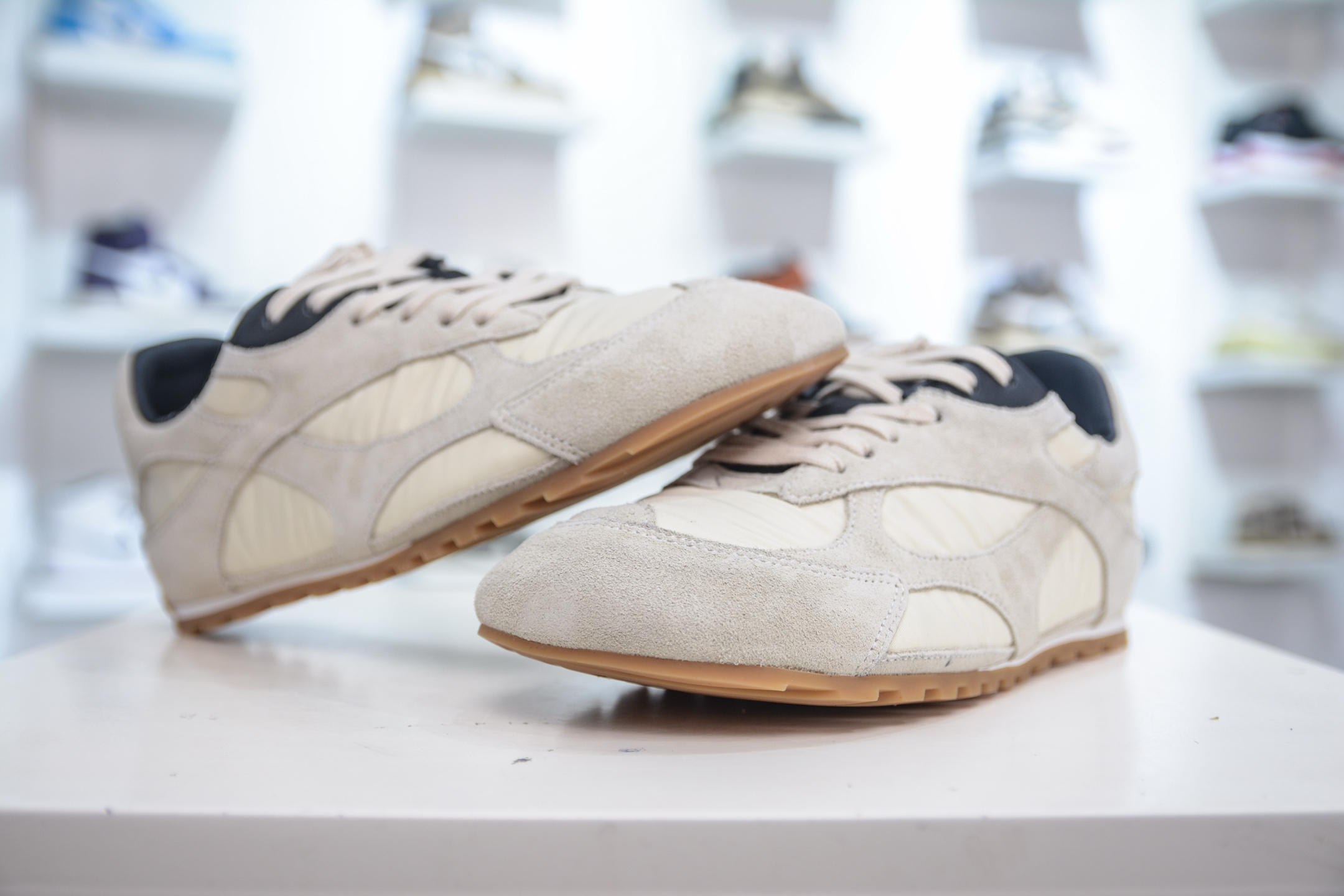 Bottega Veneta Orbit Lace-Up Runner Sneakers Lightweight Fabric, Iconic Design 5 i1748197112253 301 0 3