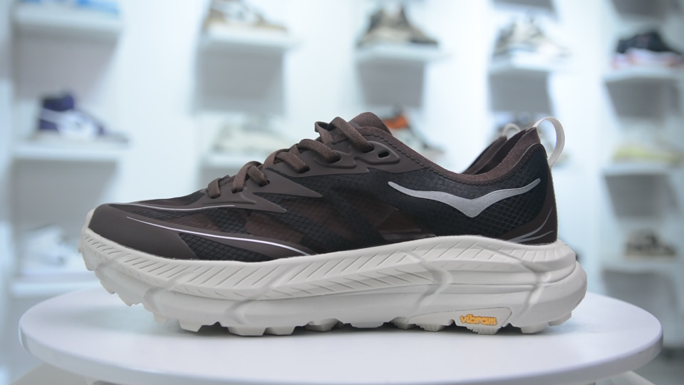 Hoka Clifton 9 Women's Running Shoe - Comfort and Performance