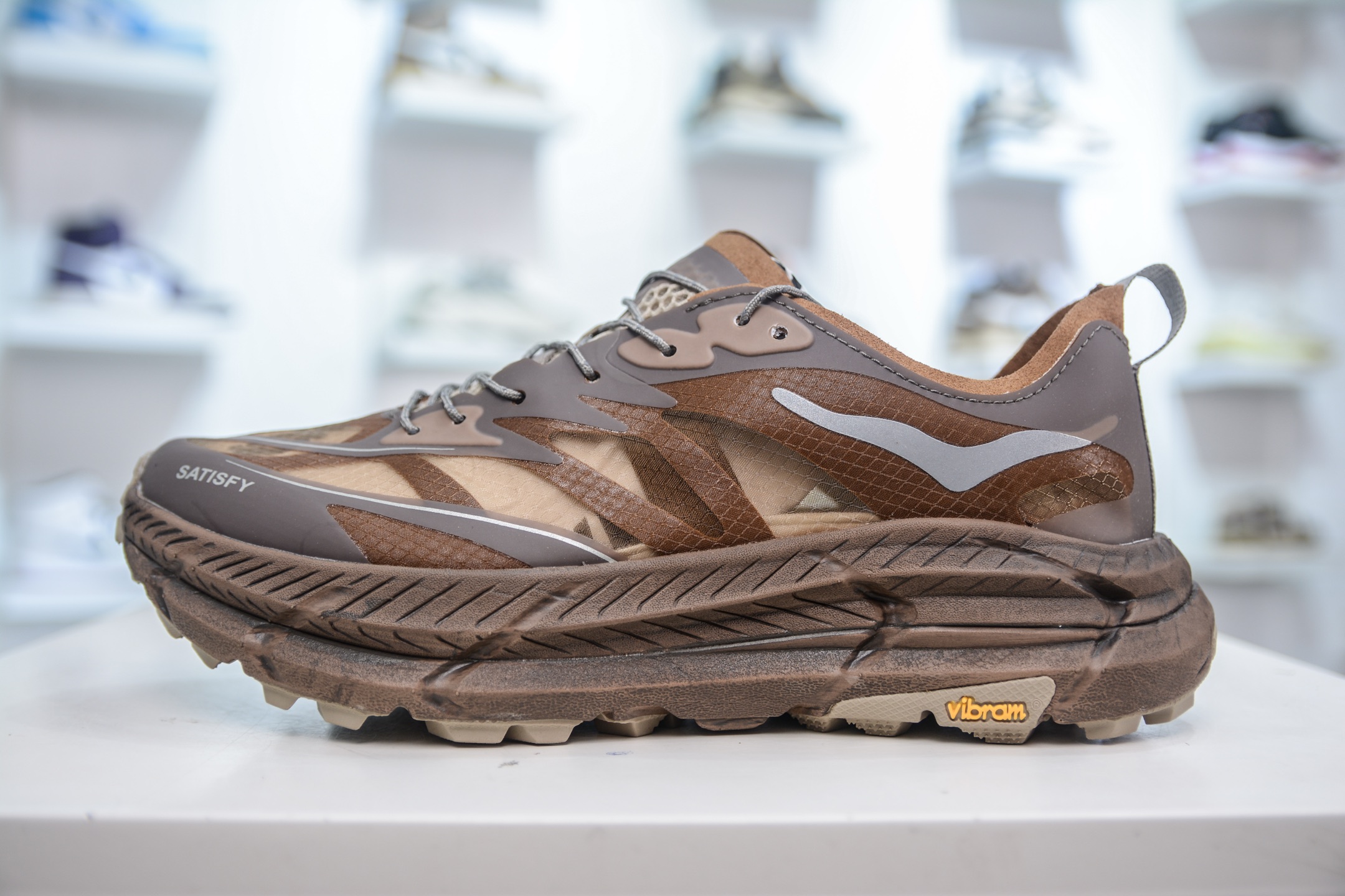 Satisfy x Hoka Mafate Speed 4: Lightweight Trail Running Shoes for Outdoor 4 i1748197319020 9897 0 3