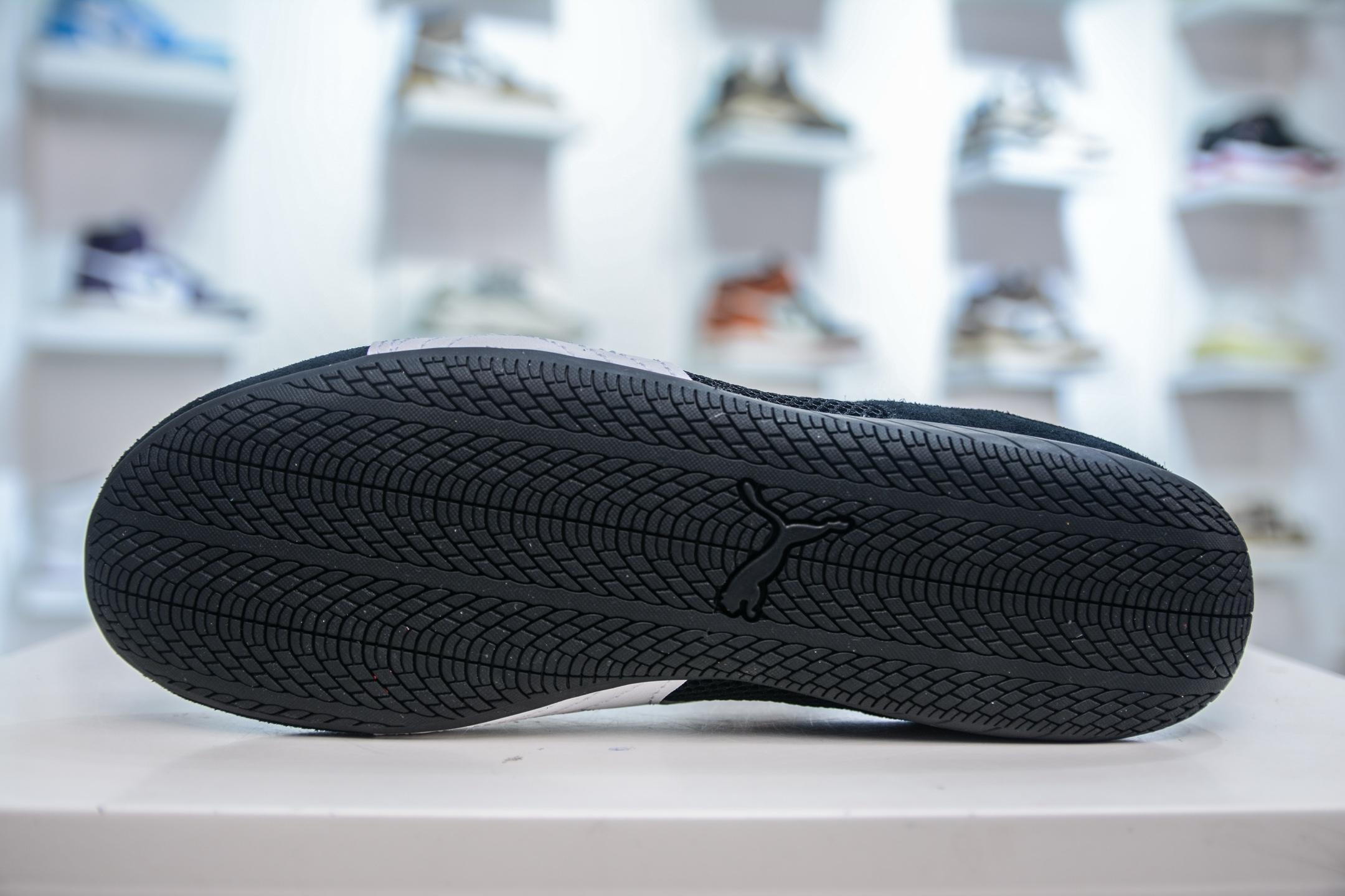 PUMA Speedcat Go Low-Profile Shoes: Retro Racing Style, Comfortable and Durable 6 i1748197541335 6925 0 4