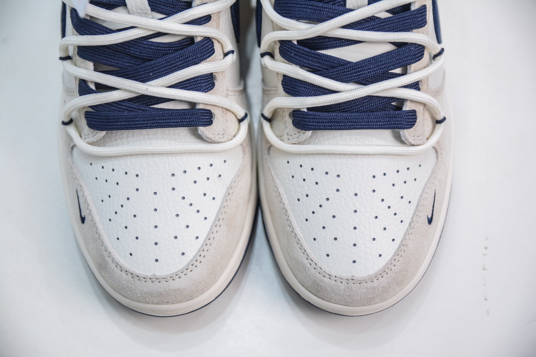 Nike SB Dunk Low x Stussy 斯图西联名-米灰蓝绑带 DM6868-088