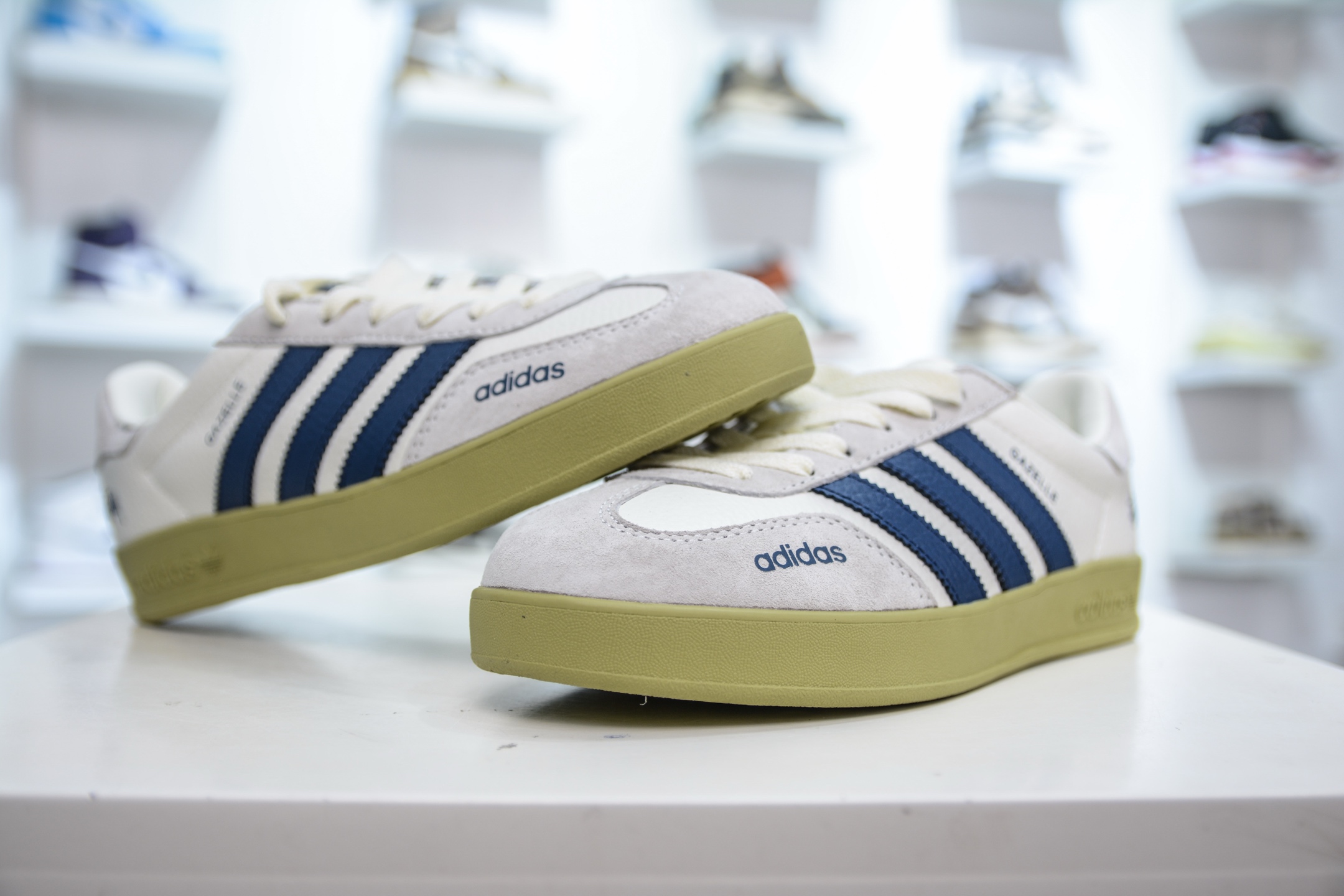 adidas Originals Gazelle INdoor x Stussy 三叶草休闲防滑耐磨低帮板鞋 DD6602