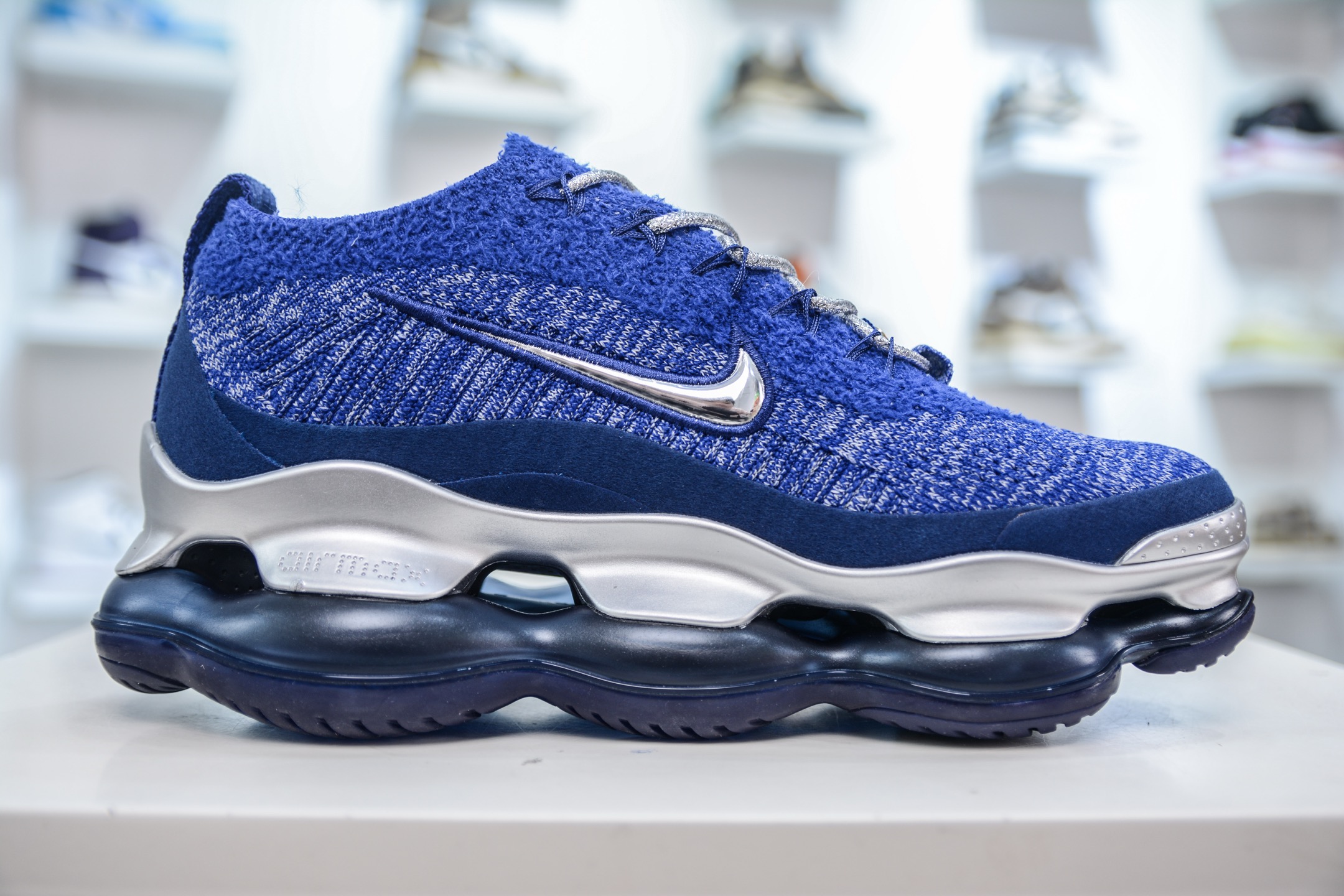 Nike Air Max Scorpion 次世代气垫搭载全掌长气垫 DJ4702-044