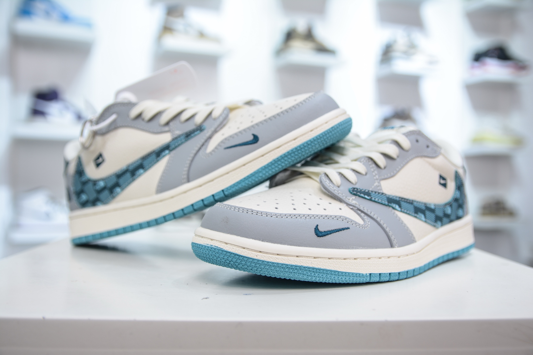 The North Face x Travis Scott Air Jordan 1 Low White/Grey/Blue Custom Shoes 7 i1748369062977 4795 0 5