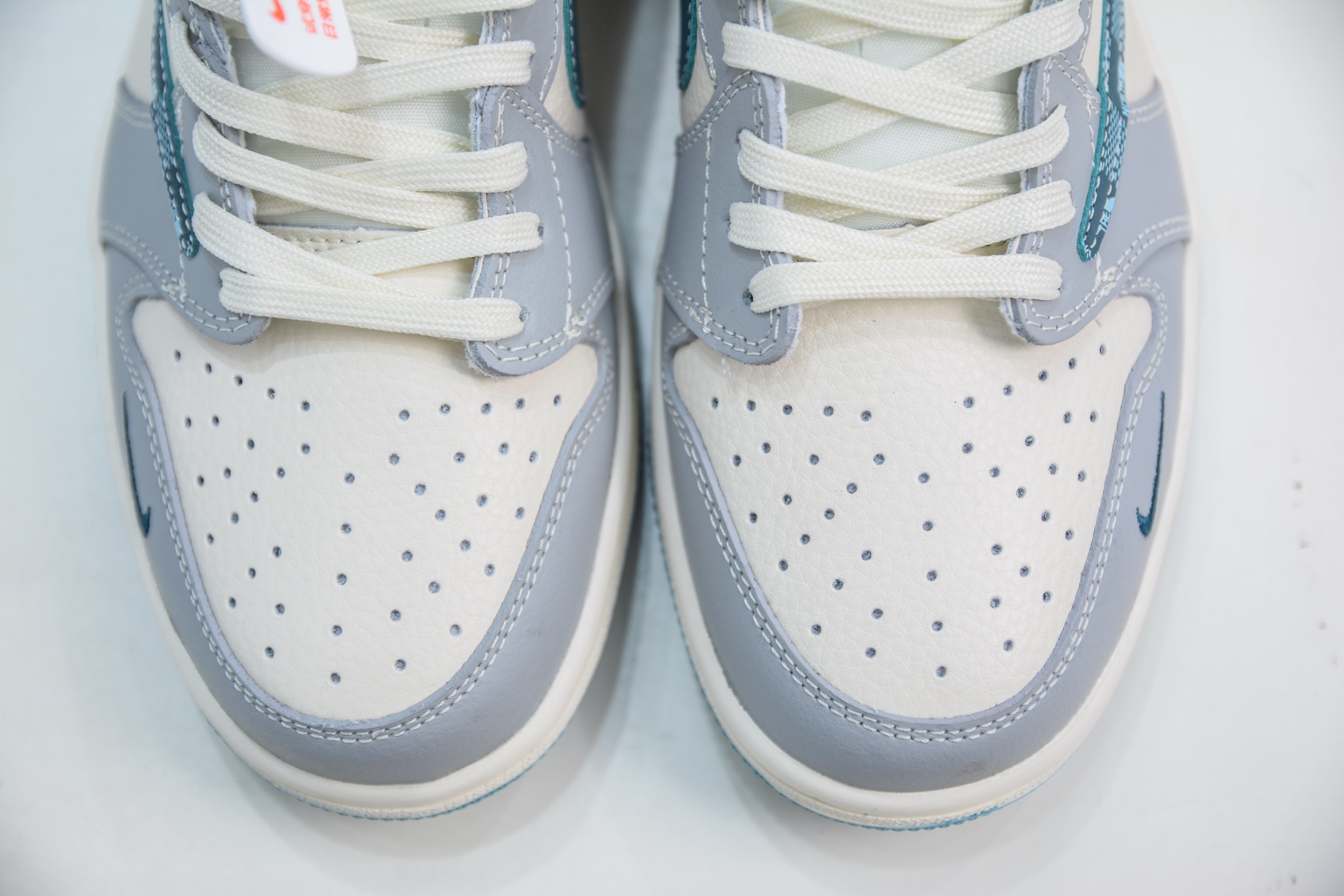 The North Face x Travis Scott Air Jordan 1 Low White/Grey/Blue Custom Shoes 10 i1748369063006 101 0 8