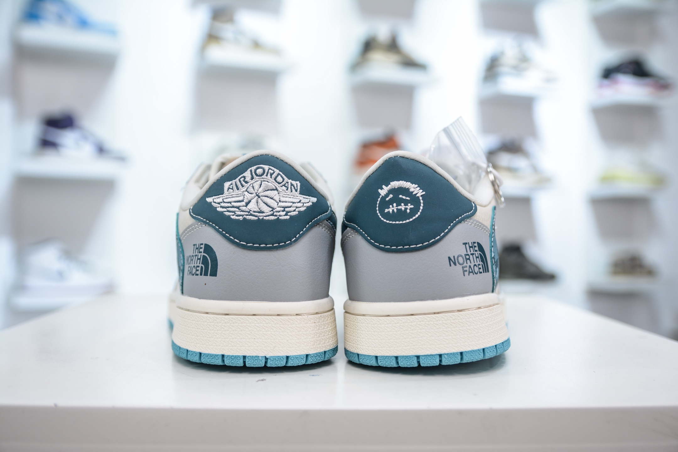 The North Face x Travis Scott Air Jordan 1 Low White/Grey/Blue Custom Shoes 3 i1748369063072 7160 0 1