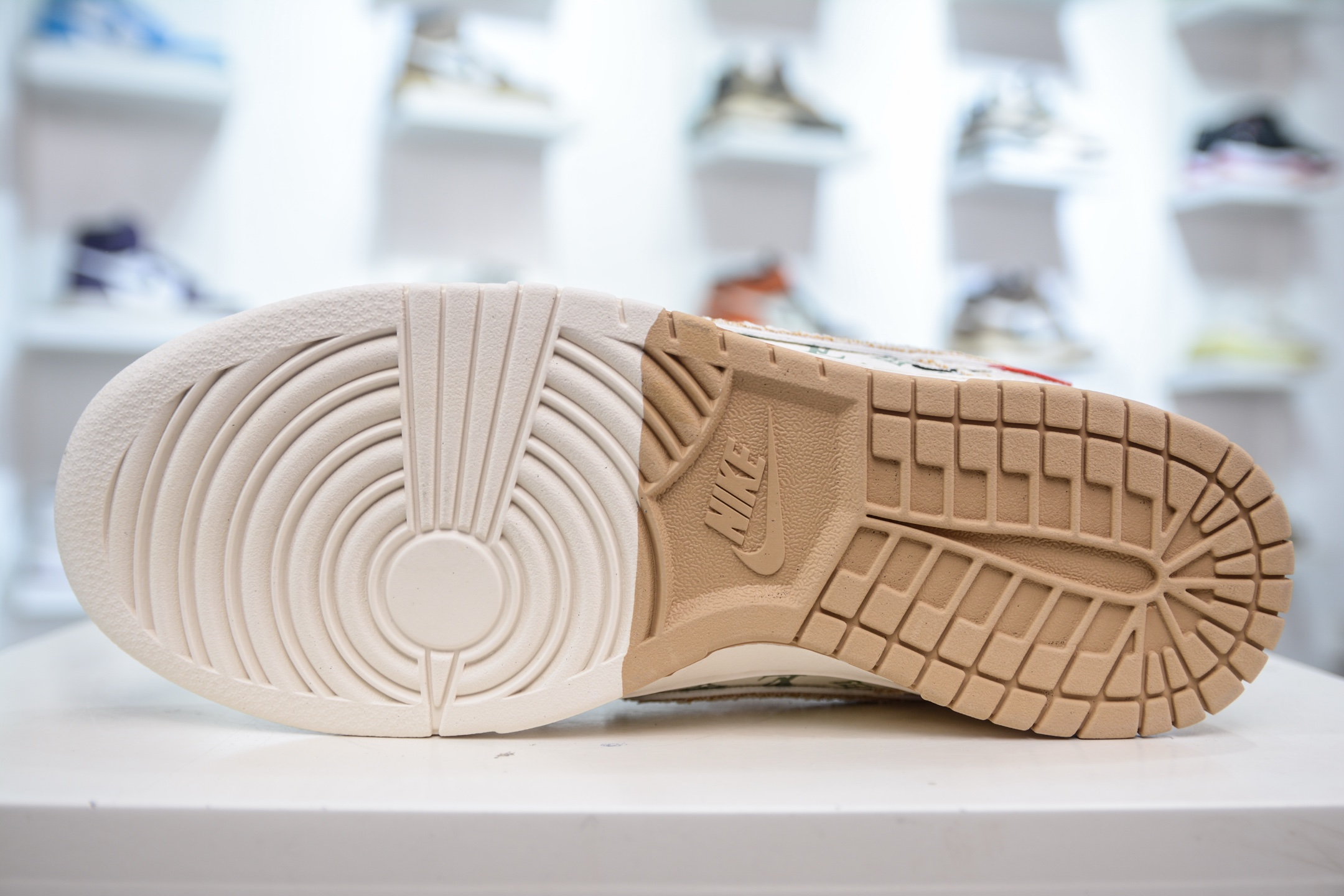 Nike SB Dunk Low x Louis Vuitton Khaki Denim Sneakers - Limited Edition 6 i1748369127027 5055 0 4