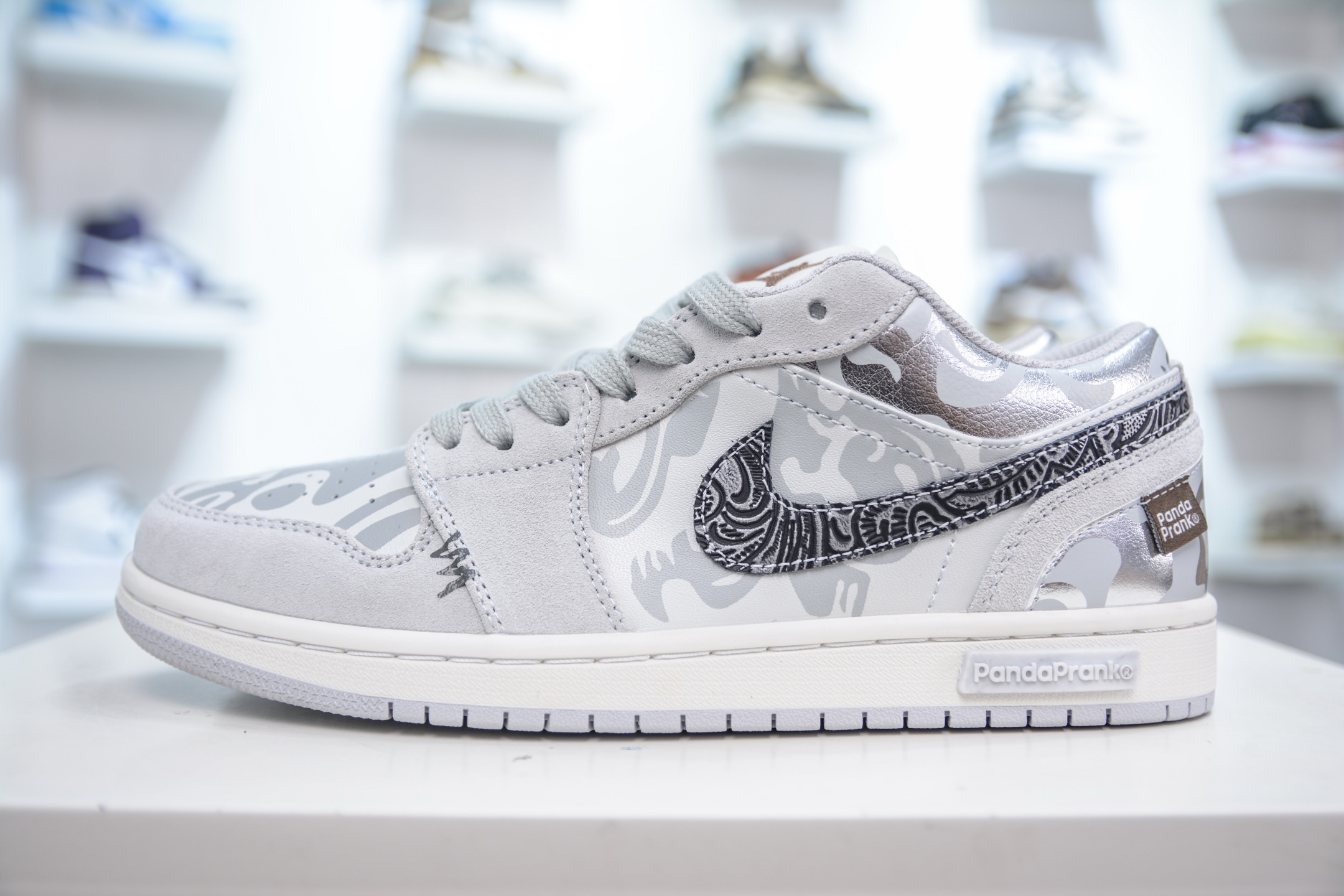 Jordan Air Jordan 1 LOW 熊猫恶作剧 HF1567-200
