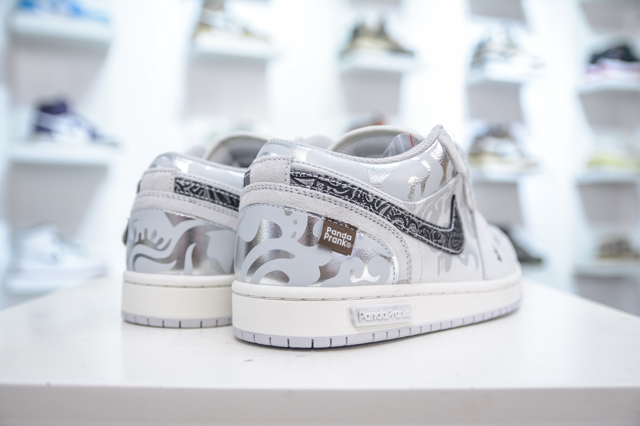 Jordan Air Jordan 1 LOW 熊猫恶作剧 HF1567-200