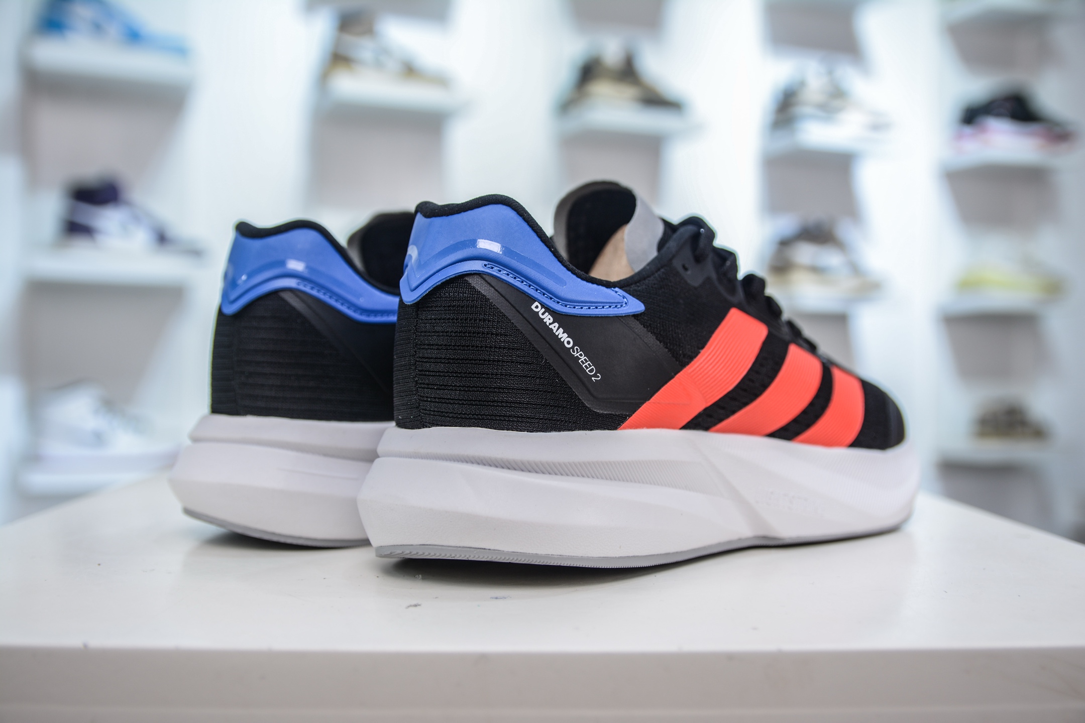 adidas Duramo Speed 2 轻量跑鞋清风系列 复古网面透气跑步鞋 IH8205