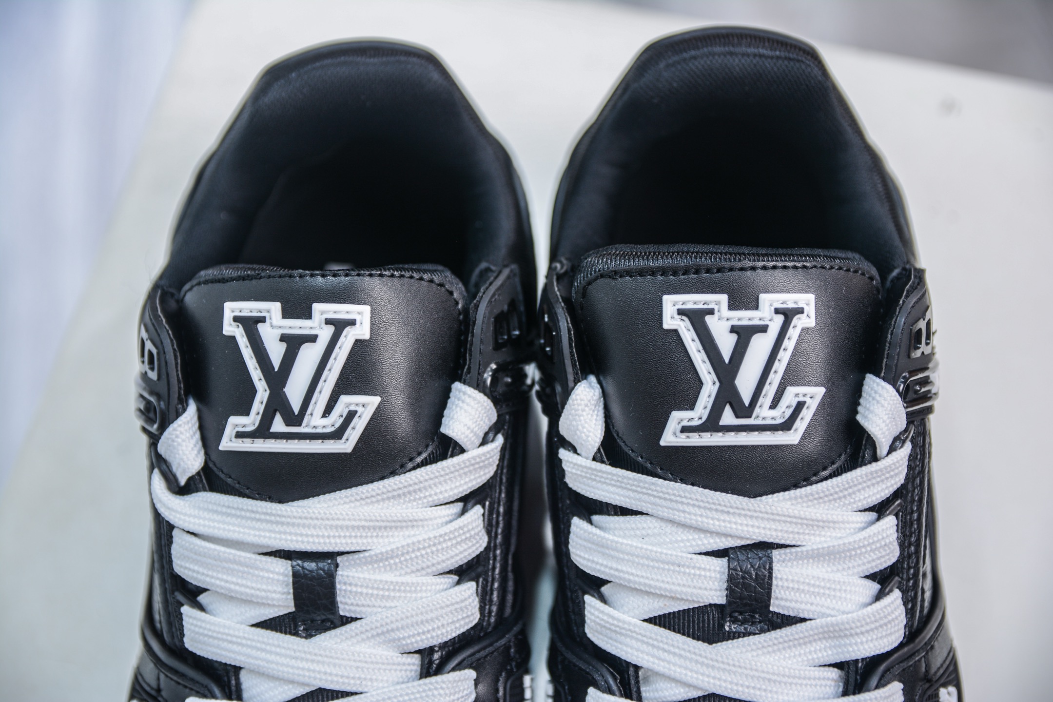 Louis Vuitton Trainer Sneaker Black Leather, Fashion Show Style, Sizes 40-46 9 i1748370271391 5539 0 7