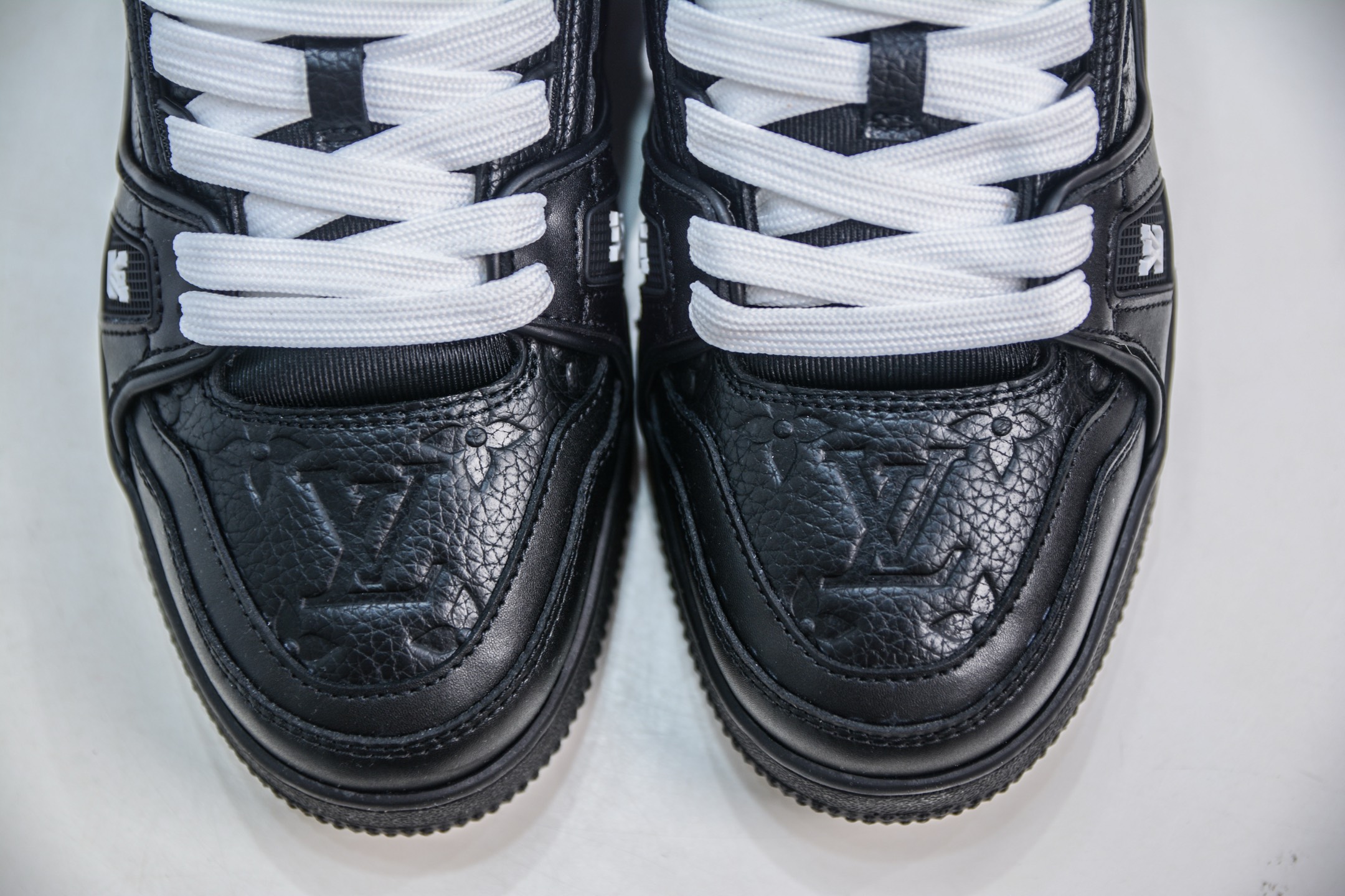 Louis Vuitton Trainer Sneaker Black Leather, Fashion Show Style, Sizes 40-46 10 i1748370271418 4796 0 8
