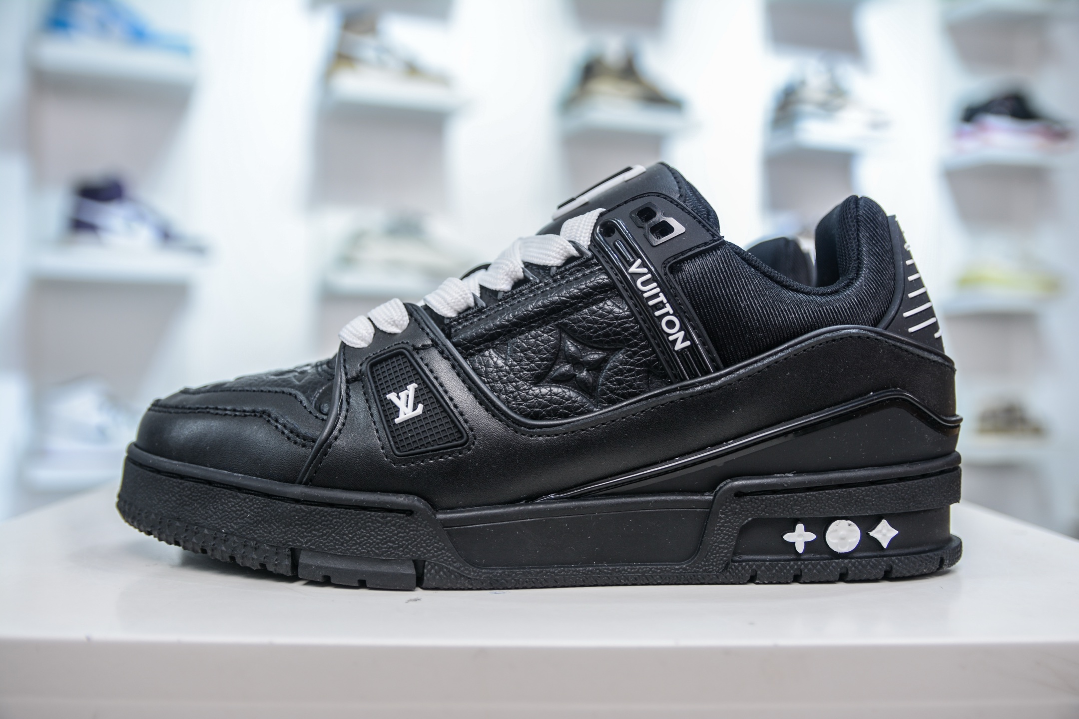 Louis Vuitton Trainer Sneaker Black Leather, Fashion Show Style, Sizes 40-46 2 i1748370273064 8114 0 0