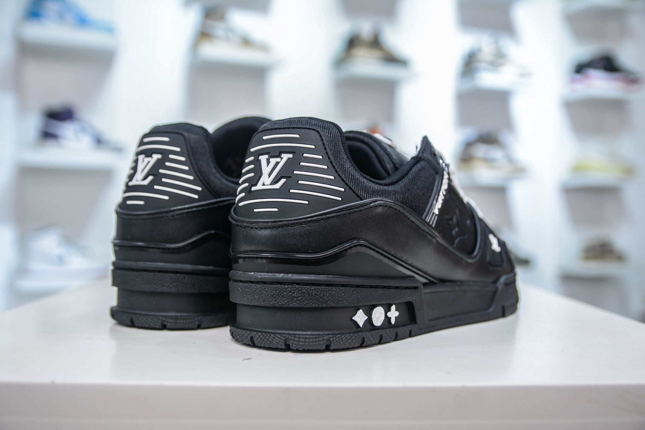 Louis Vuitton Trainer Sneaker Black Leather, Fashion Show Style, Sizes 40-46 7 i1748370273073 9856 0 5