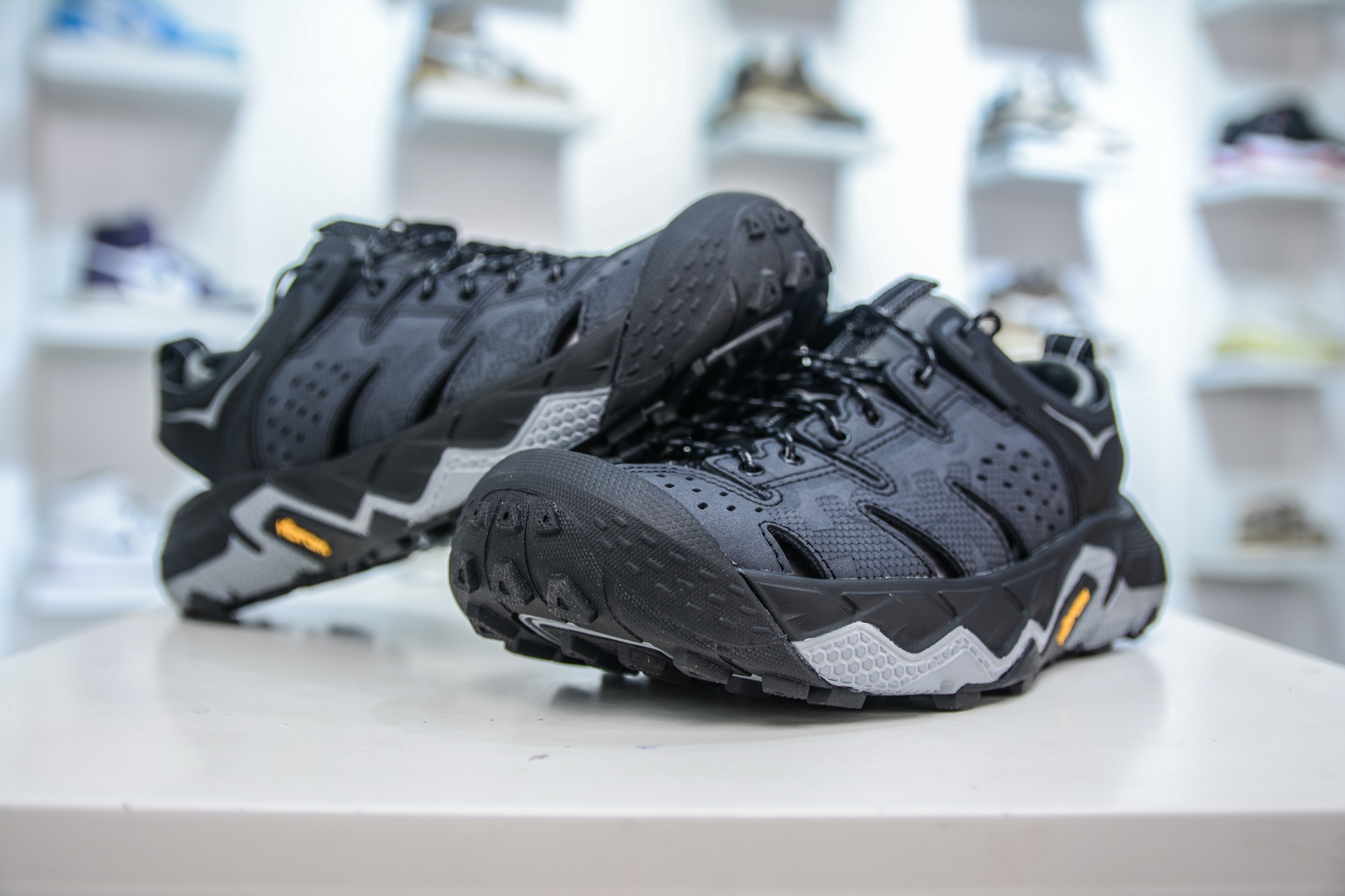 HK纯原 HOKA One One Vibram 轻量溯溪鞋 1016311/ATBC