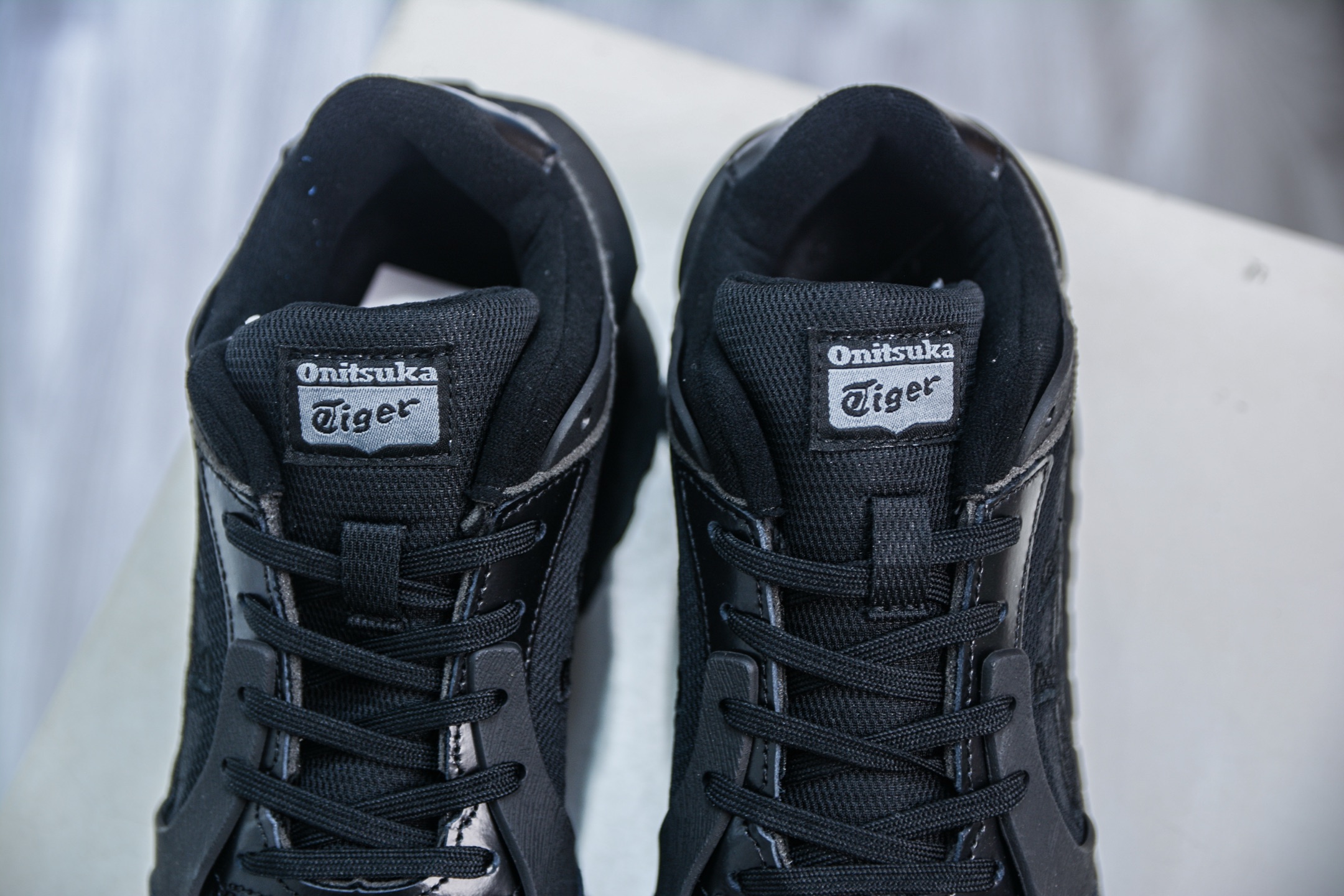 鬼冢虎 Onitsuka Tiger MOAGE CO Low 摩纳哥CO系列低帮厚底复古经典百搭休闲慢跑鞋 1183C438-001