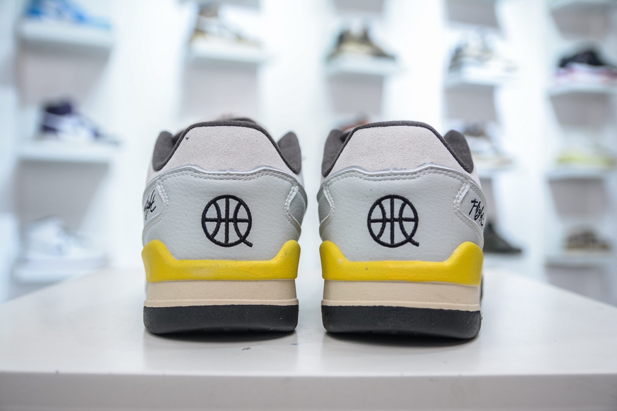 Air Jordan Flight Court Retro Basketball Shoes - Comfortable & Durable 3 i1748469313881 4002 0 1