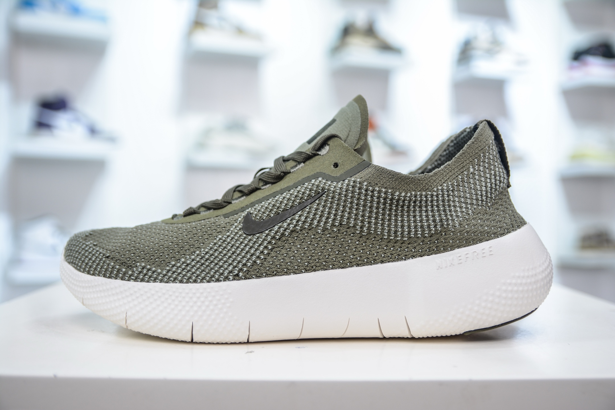 Nike Free 2025 Olive Running Shoes - Breathable, Flexible, and Cushioned 2 i1748469419586 2556 0 0