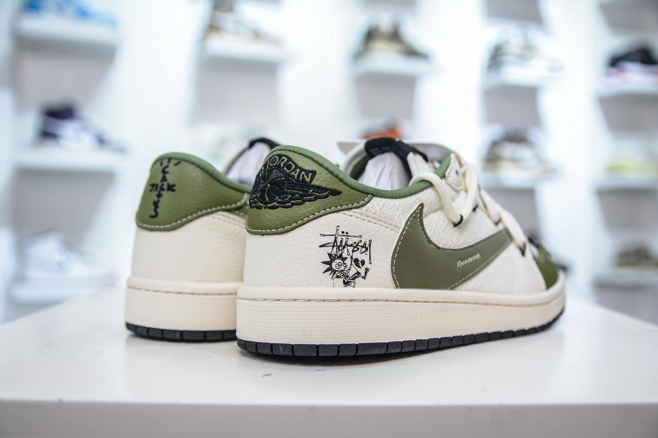 Travis Scott x Nike Air Jordan 1 Low x Stussy Green Hemp Sneakers 7 i1748469572198 224 0 5