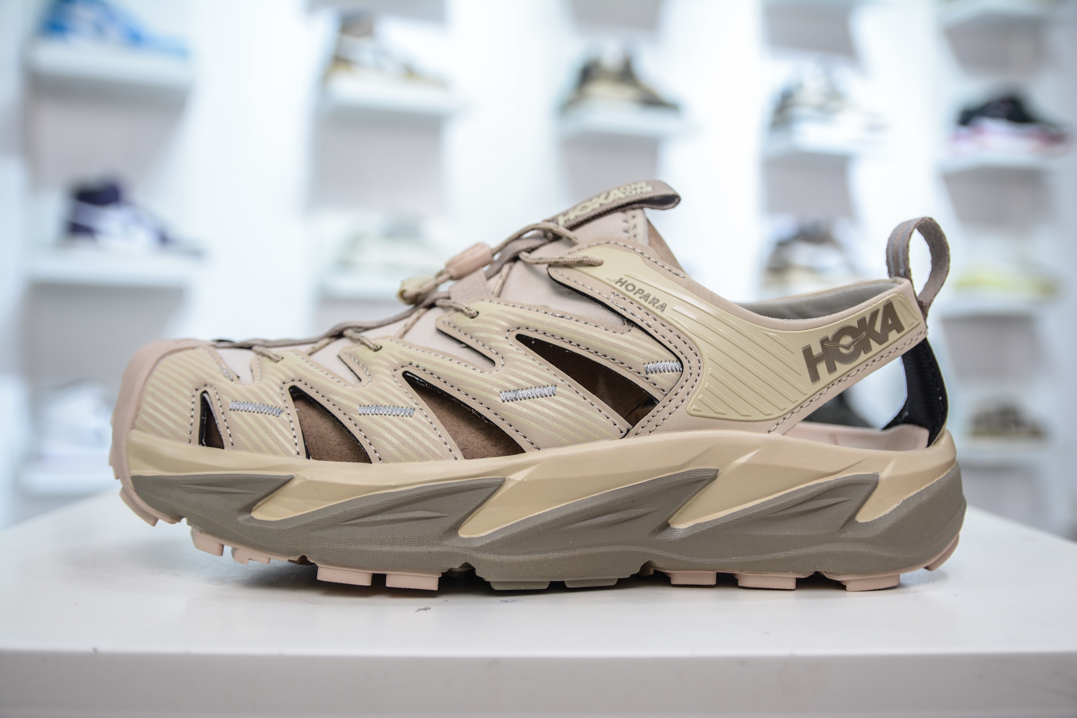 Hoka One One Hopara Sandal: Lightweight, Durable, and Perfect for Water Adventures 5 i1748470476034 2260 0 3