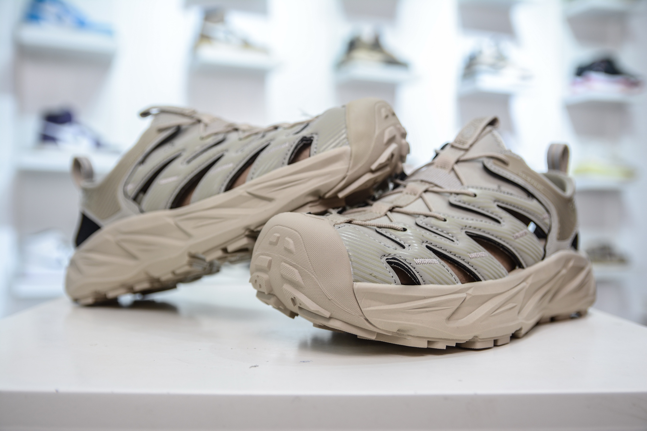 Hoka One One Hopara Sandal: Lightweight, Durable, and Perfect for Water Adventures 4 i1748470478173 6754 0 2