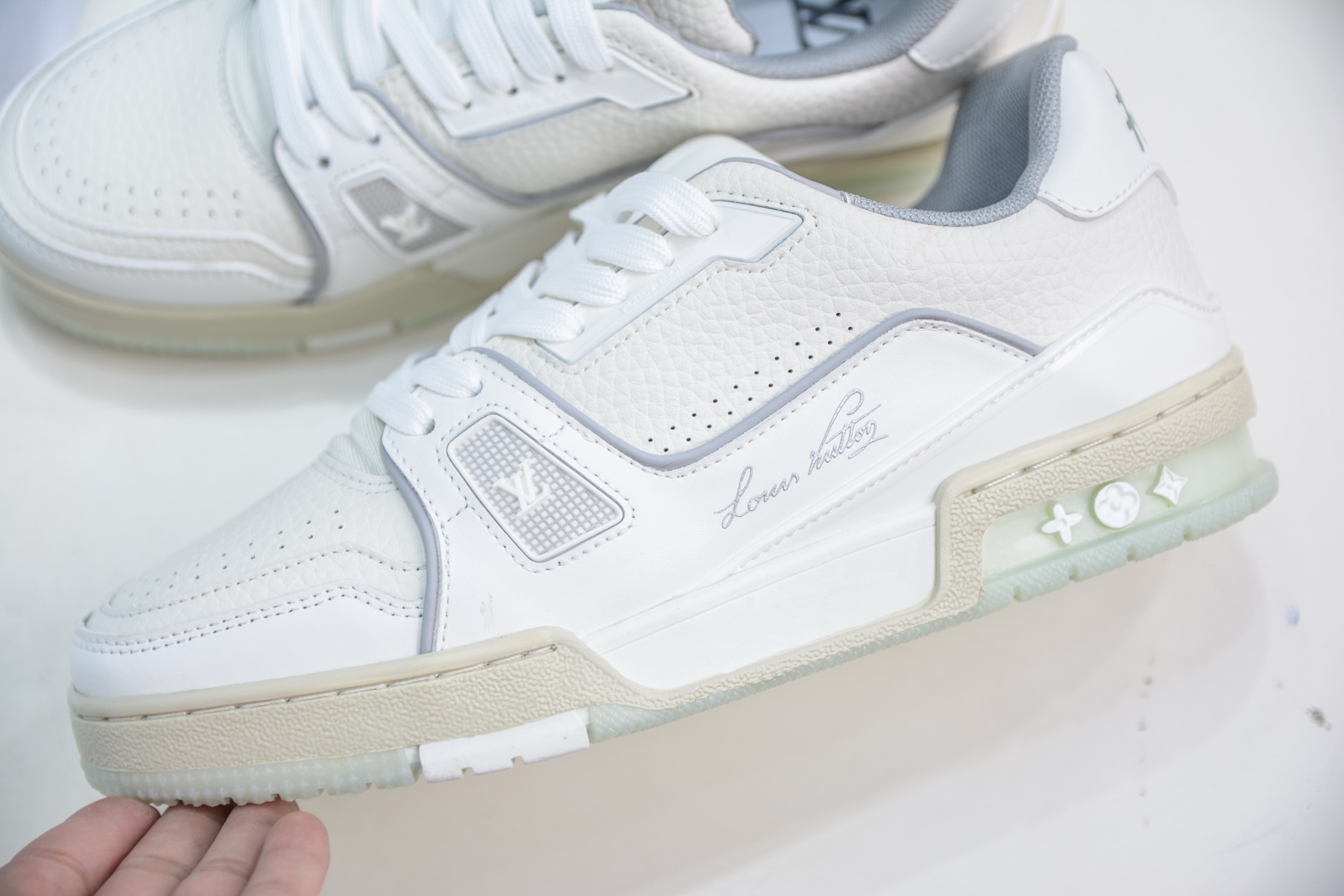 Louis Vuitton Trainer Sneaker: Fashionable, Comfortable, and High-Quality 7 i1748470713938 8682 0 6