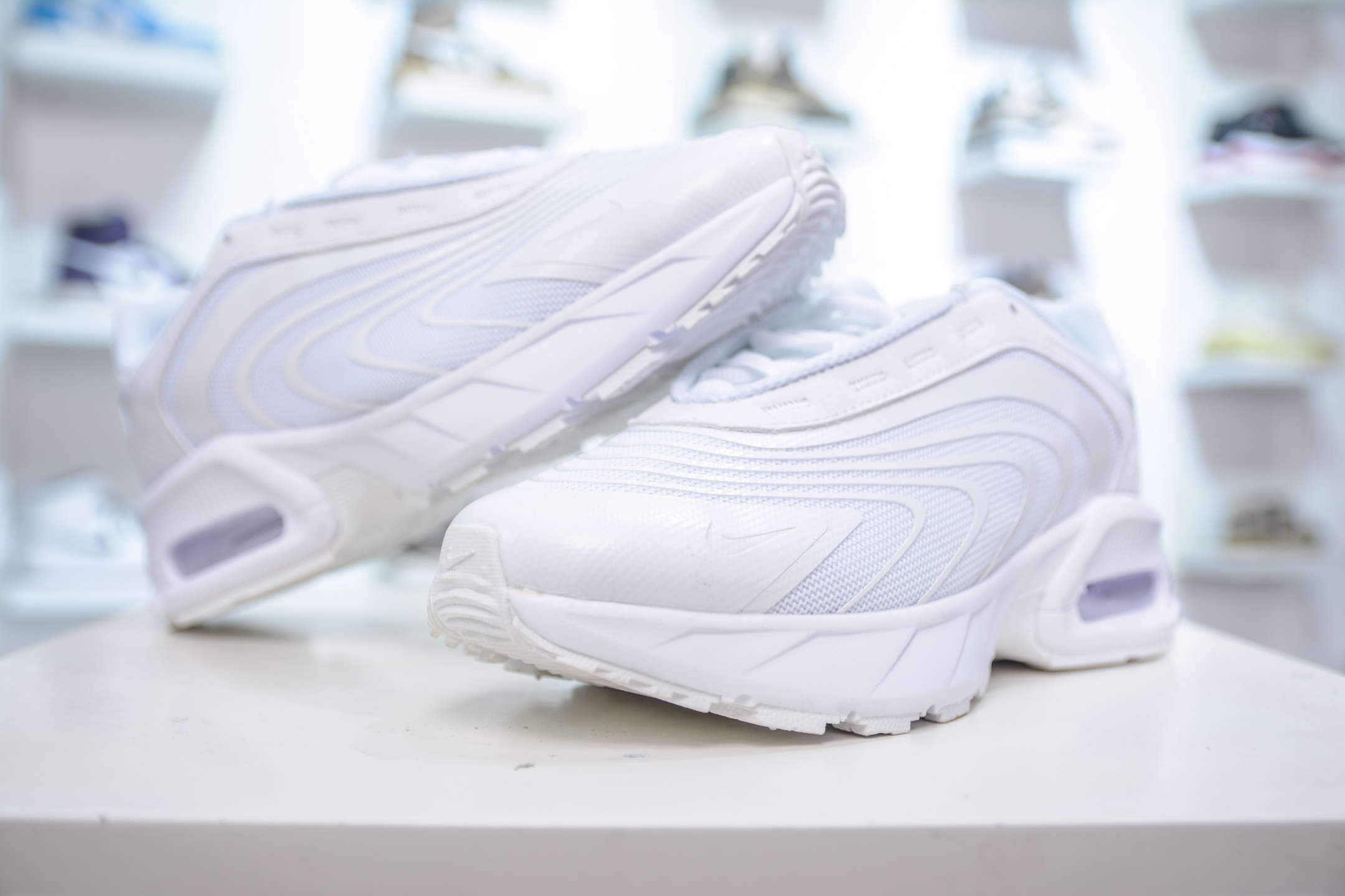 Nike Air Max Fire White Running Shoes - Breathable Comfort & Stylish Design 5 i1748542903916 7302 0 3