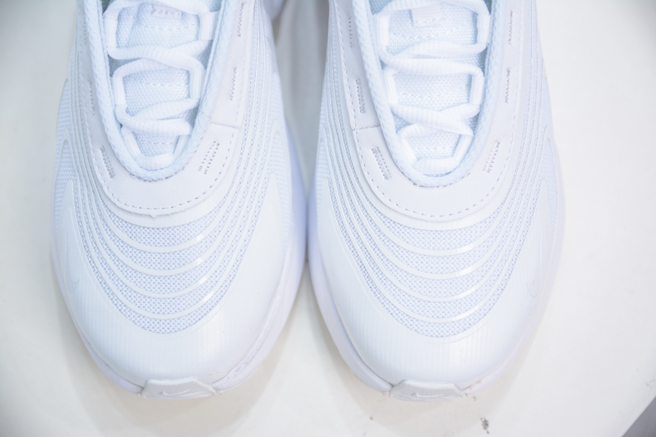 Nike Air Max Fire White Running Shoes - Breathable Comfort & Stylish Design 10 i1748542904001 5678 0 8