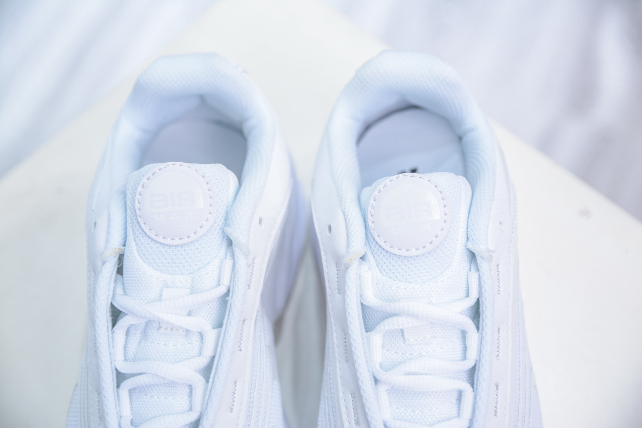 Nike Air Max Fire White Running Shoes - Breathable Comfort & Stylish Design 9 i1748542904931 5401 0 7