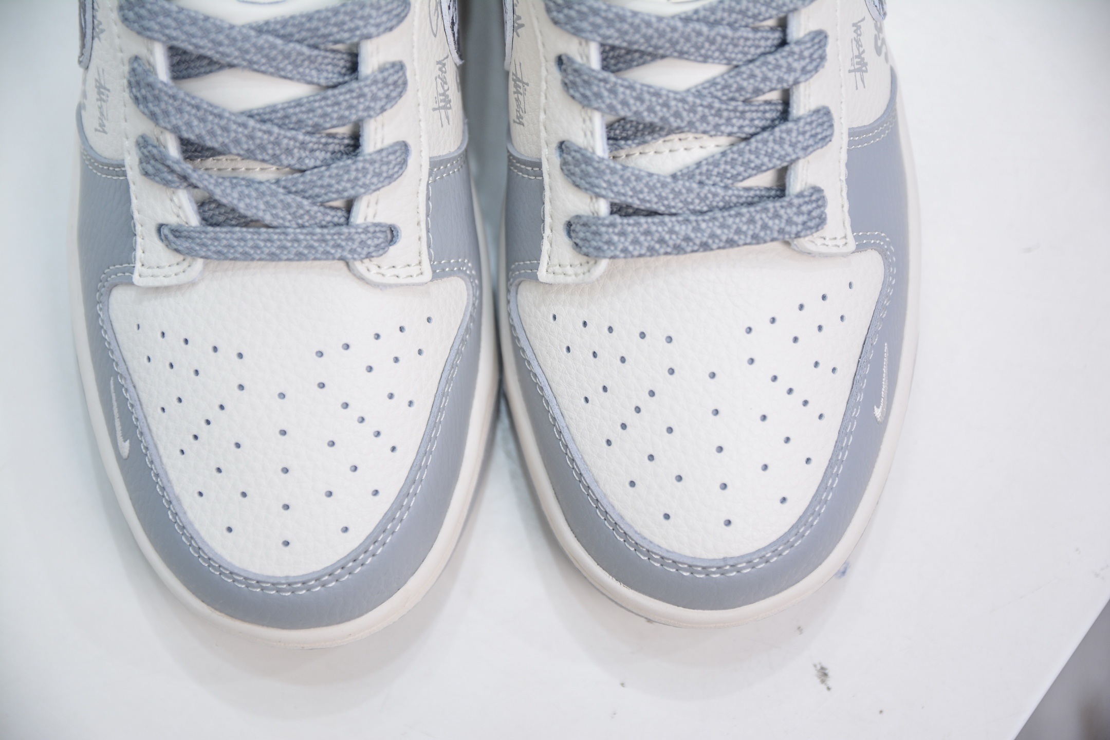 Nike SB Dunk Low x Stussy White Grey Sneakers - Original Leather, Perfect Details 10 i1748543226781 6742 0 8
