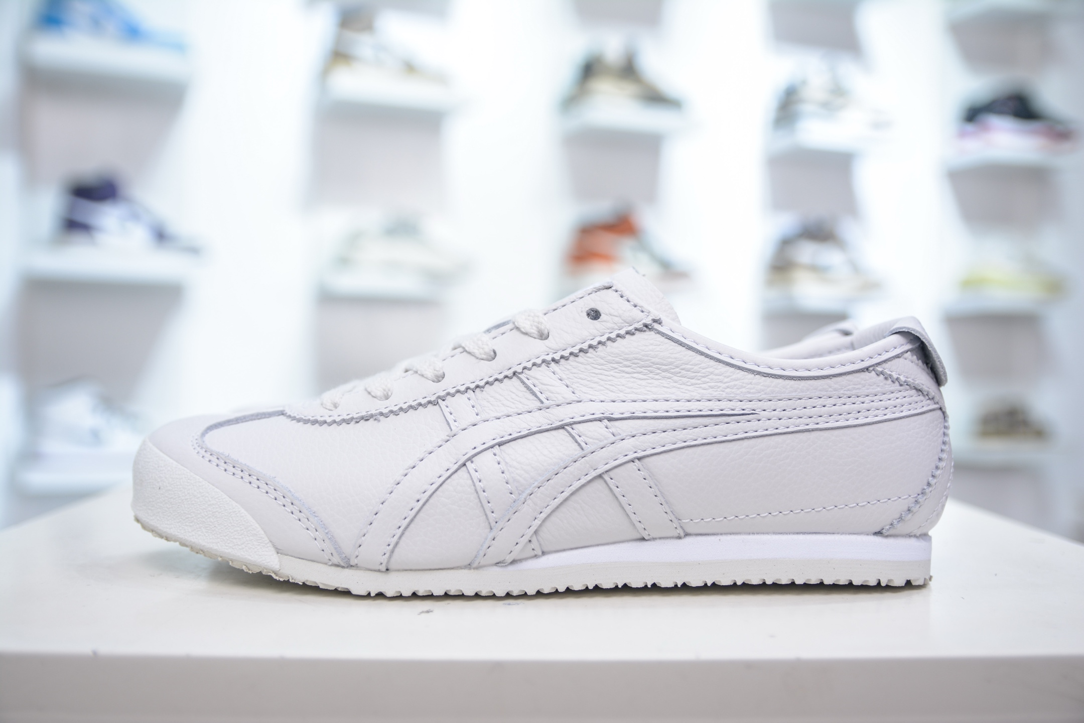 YC版 Asics 鬼冢虎 Mexico 66 白色 1183A844-100