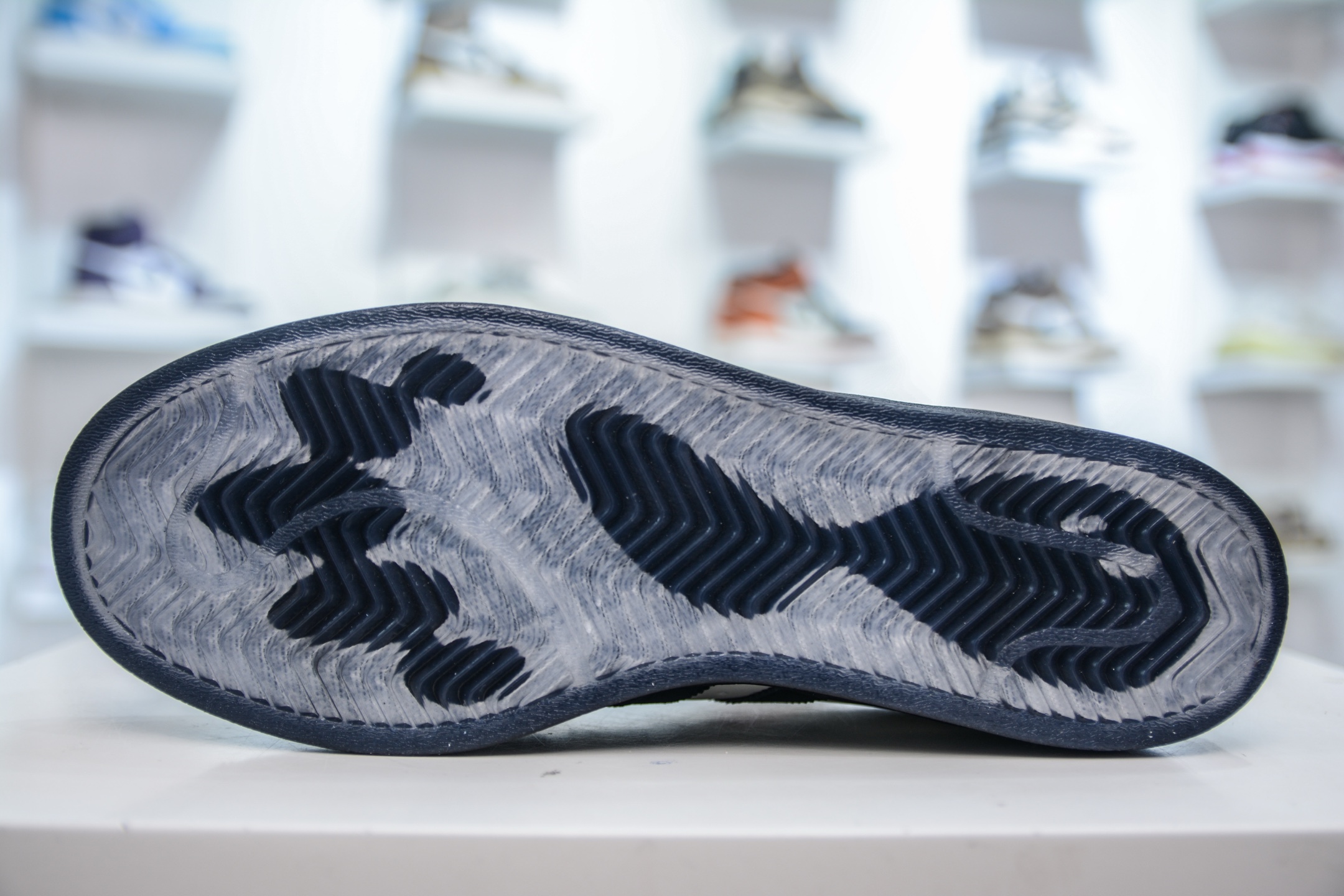 OFFGOD x AD Originals Superstar 82 联名灰黑贝壳头 JQ8778