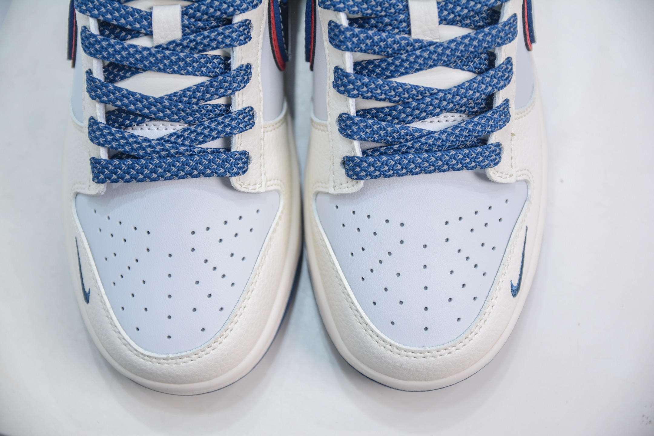 Nike SB Dunk Low 问界M9联名-蓝彩勾  FC1688-235