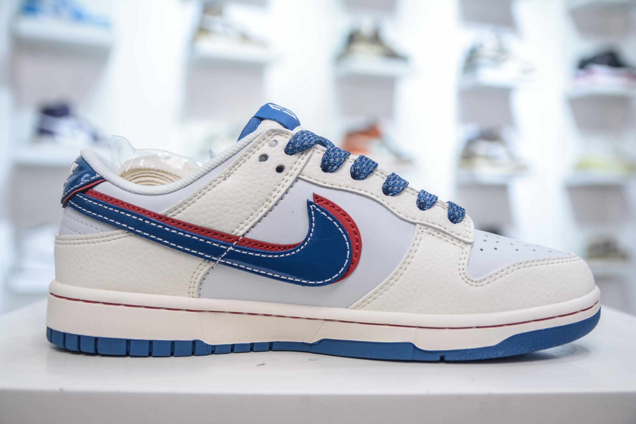 Nike SB Dunk Low 问界M9联名-蓝彩勾  FC1688-235