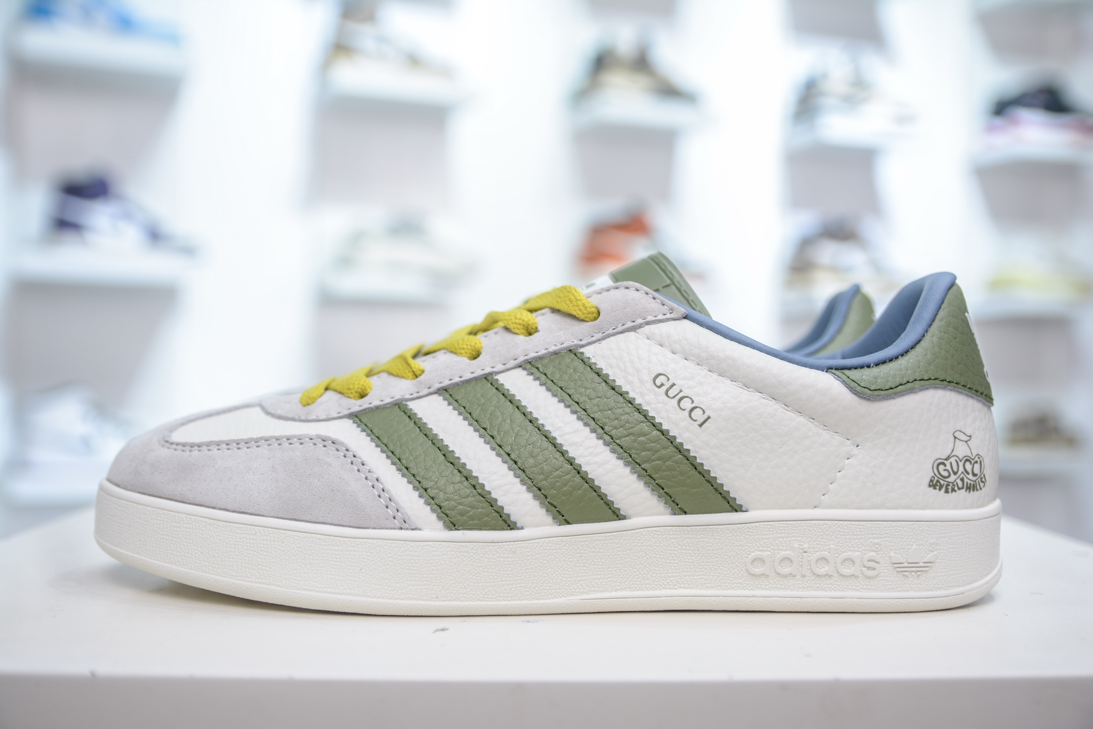 adidas Originals Gazelle INdoor x GUCCI 三叶草休闲防滑耐磨低帮板鞋 DD6607