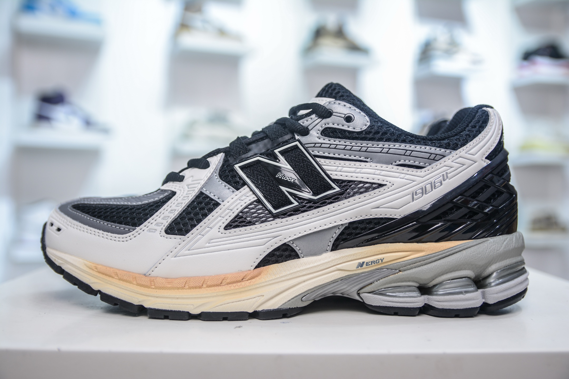 T版纯原 New Balance M1906R系列 复古老爹防滑耐磨低帮 跑步鞋  U1906NC