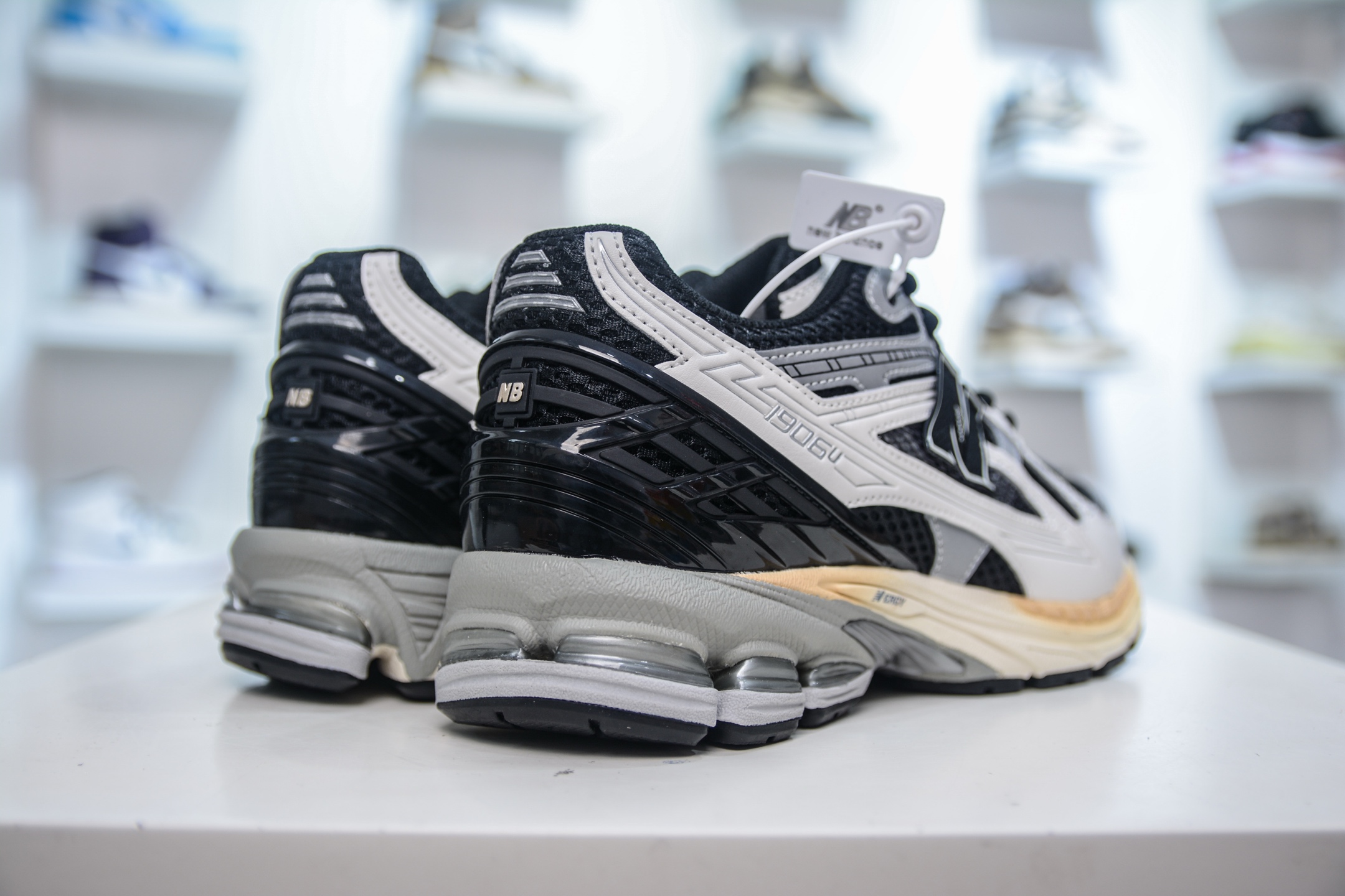 T版纯原 New Balance M1906R系列 复古老爹防滑耐磨低帮 跑步鞋  U1906NC