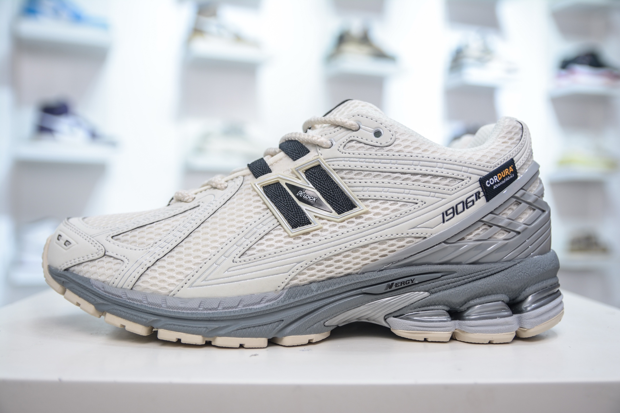 T版纯原 New Balance M1906R系列 复古老爹防滑耐磨低帮 跑步鞋 U1906ROC