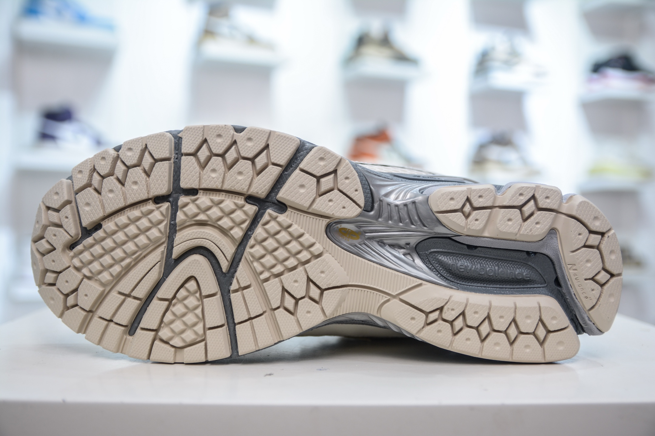 T版纯原 New Balance M1906R系列 复古老爹防滑耐磨低帮 跑步鞋 U1906ROC