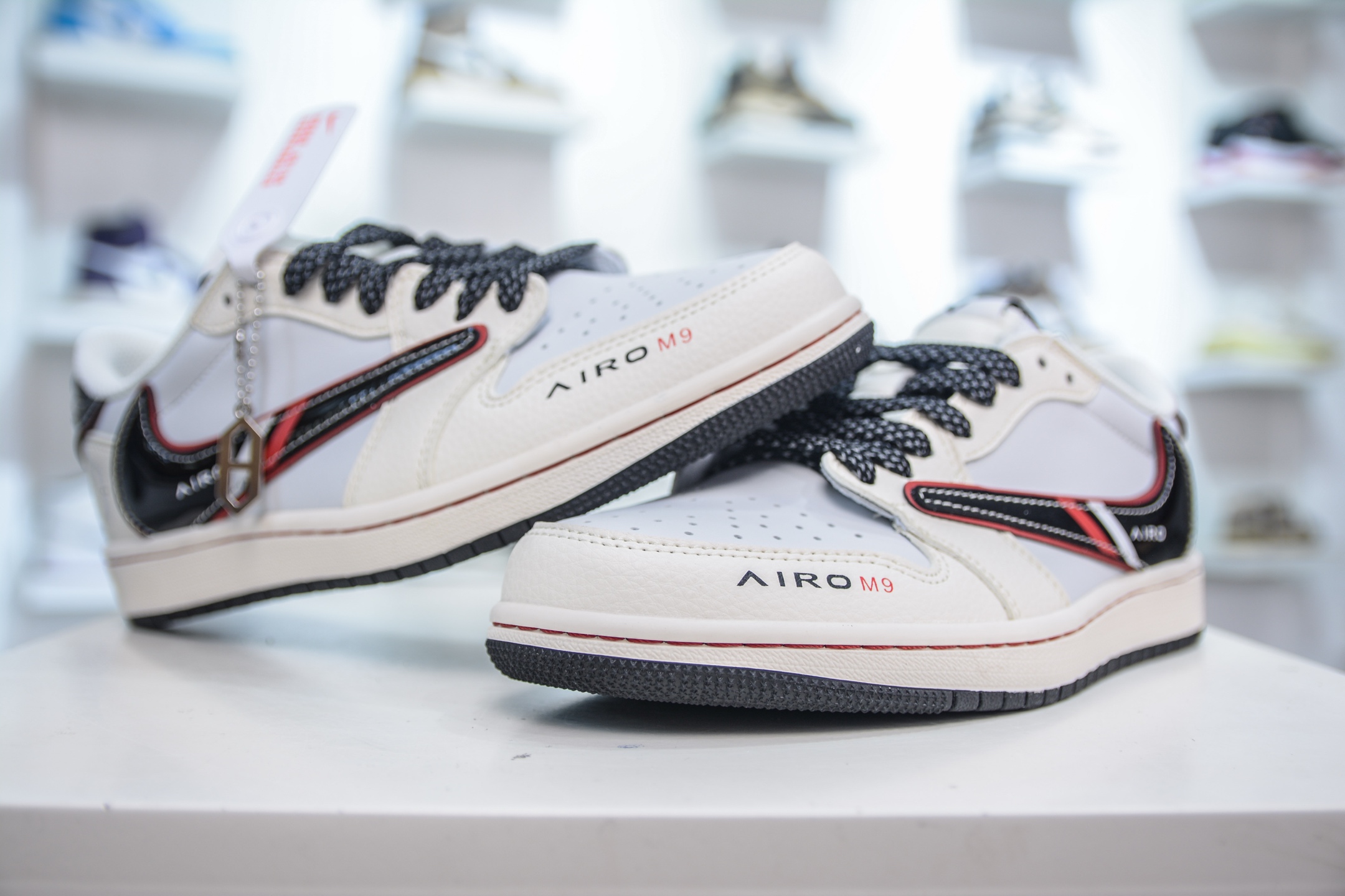 TS x Air Jordan AJ1 Low x 问界M9 倒钩低帮联名问界M9-米蓝红  FC1688-238