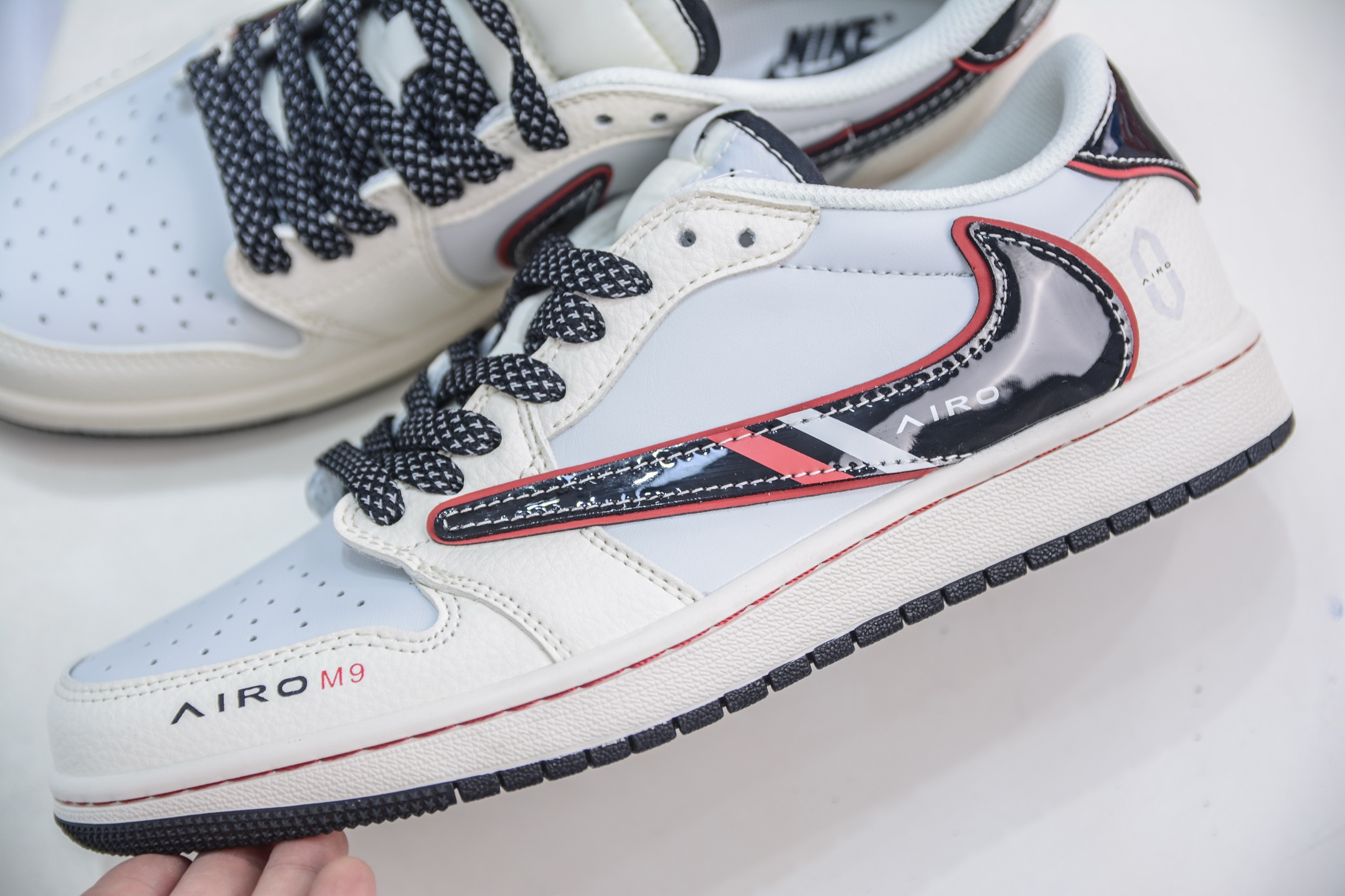 TS x Air Jordan AJ1 Low x 问界M9 倒钩低帮联名问界M9-米蓝红  FC1688-238