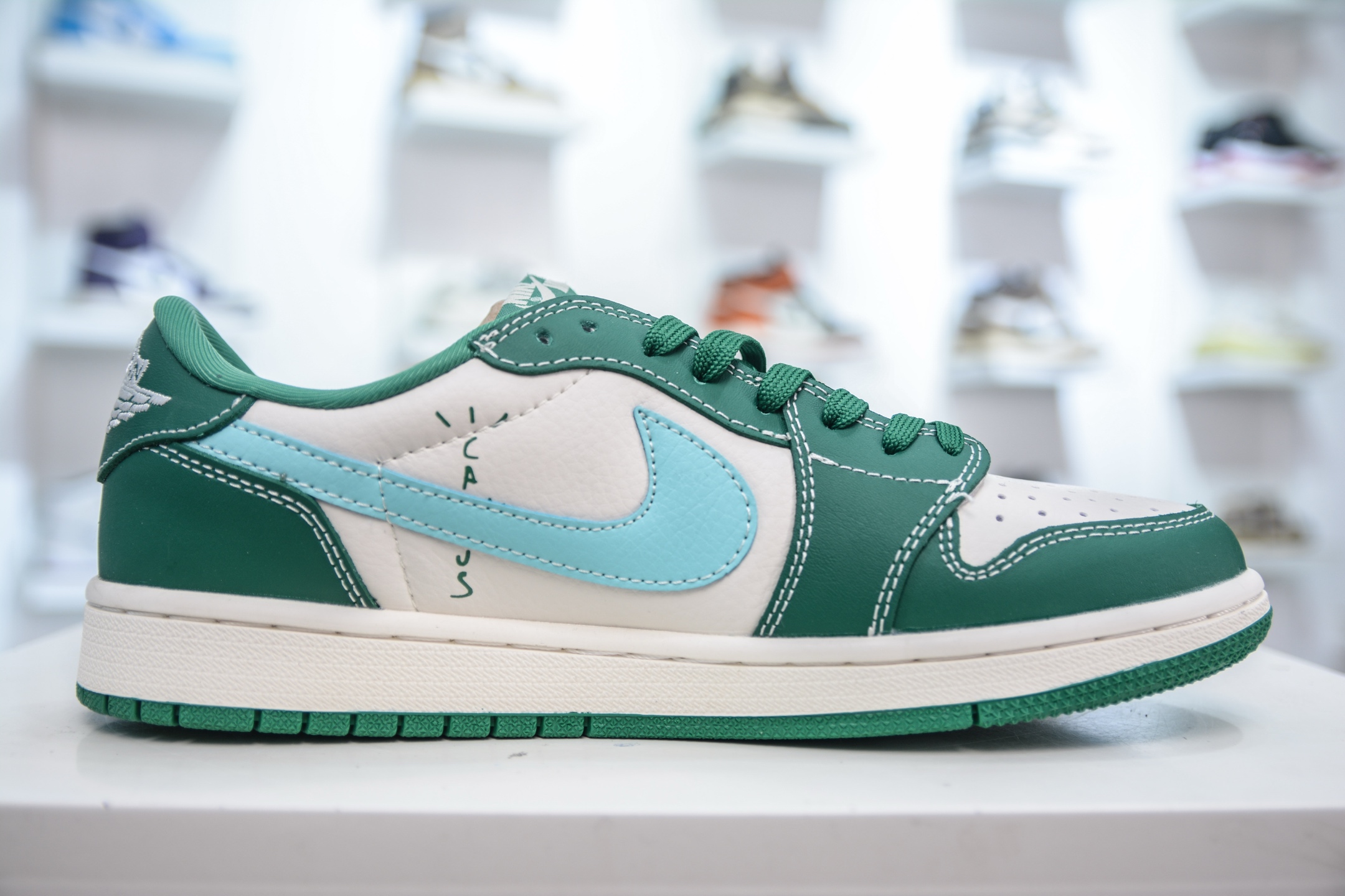 TS x Air Jordan AJ1 Low 倒钩低帮艾米联名-米绿爱心 LD2025-030