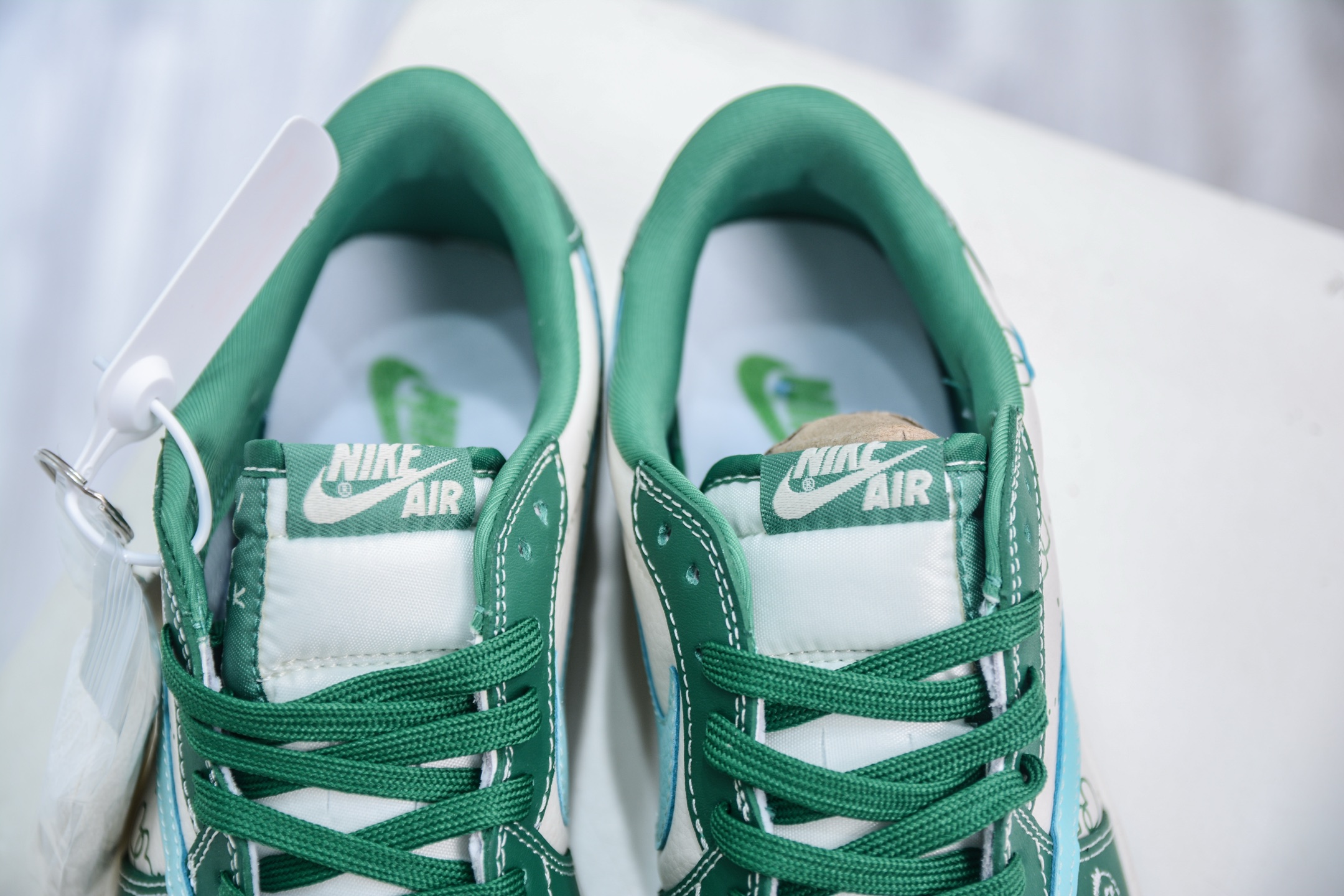 TS x Air Jordan AJ1 Low 倒钩低帮艾米联名-米绿爱心 LD2025-030