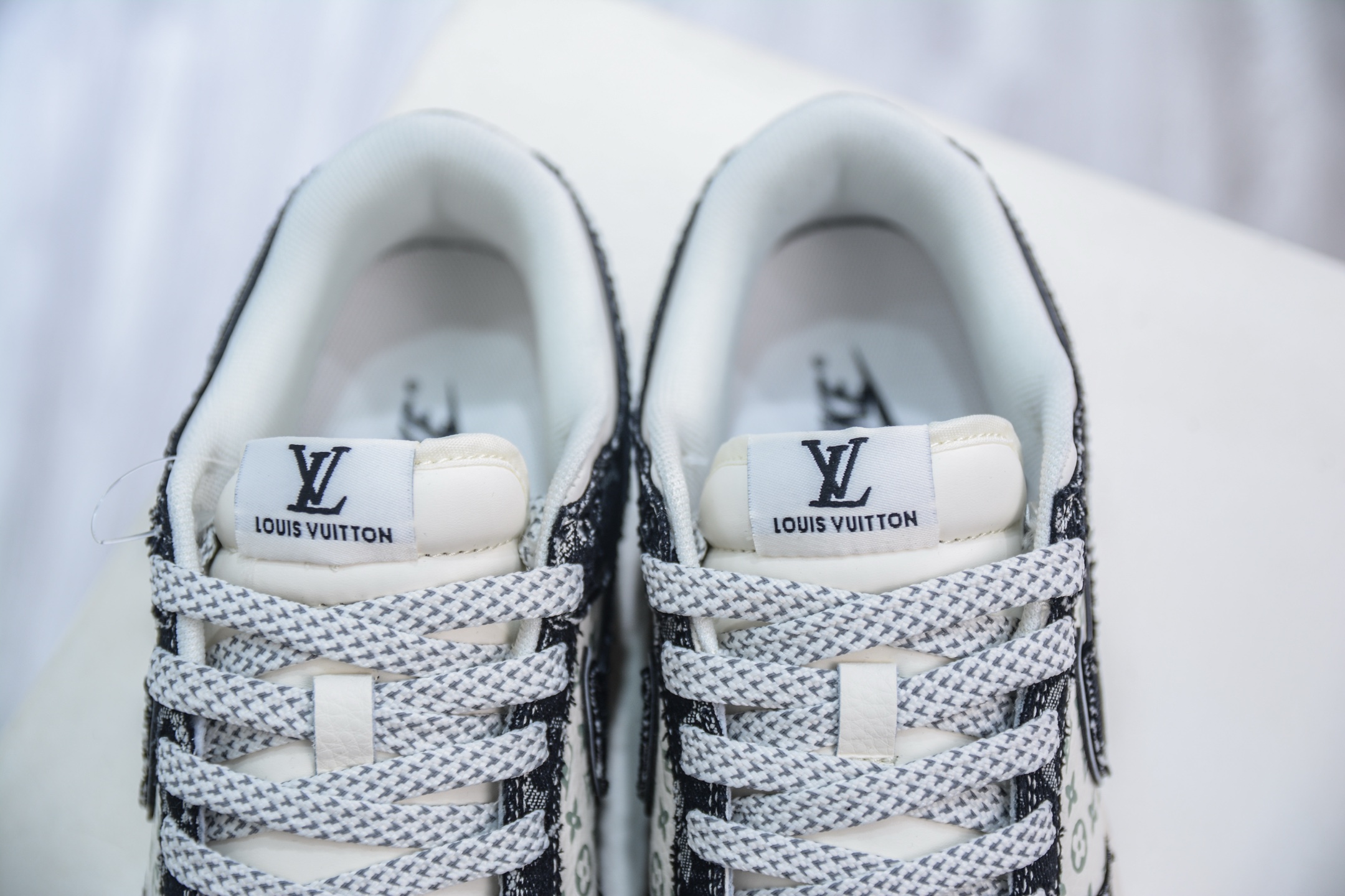 Nike SB Dunk Low x Louis Vuitton LV联名-黑牛仔黑勾  YX5066-351