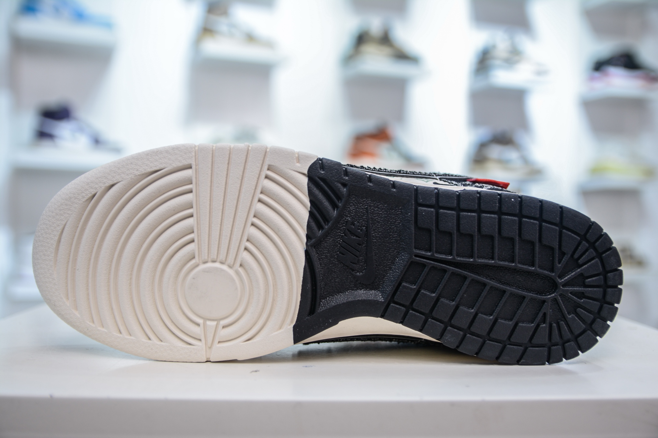 Nike SB Dunk Low x Louis Vuitton LV联名-黑牛仔黑勾  YX5066-351