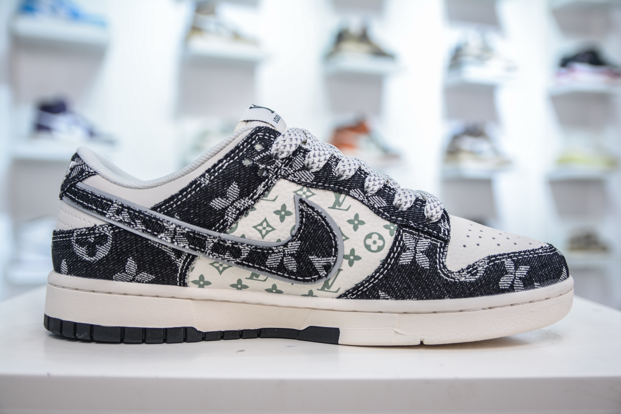 Nike SB Dunk Low x Louis Vuitton LV联名-黑牛仔黑勾  YX5066-351