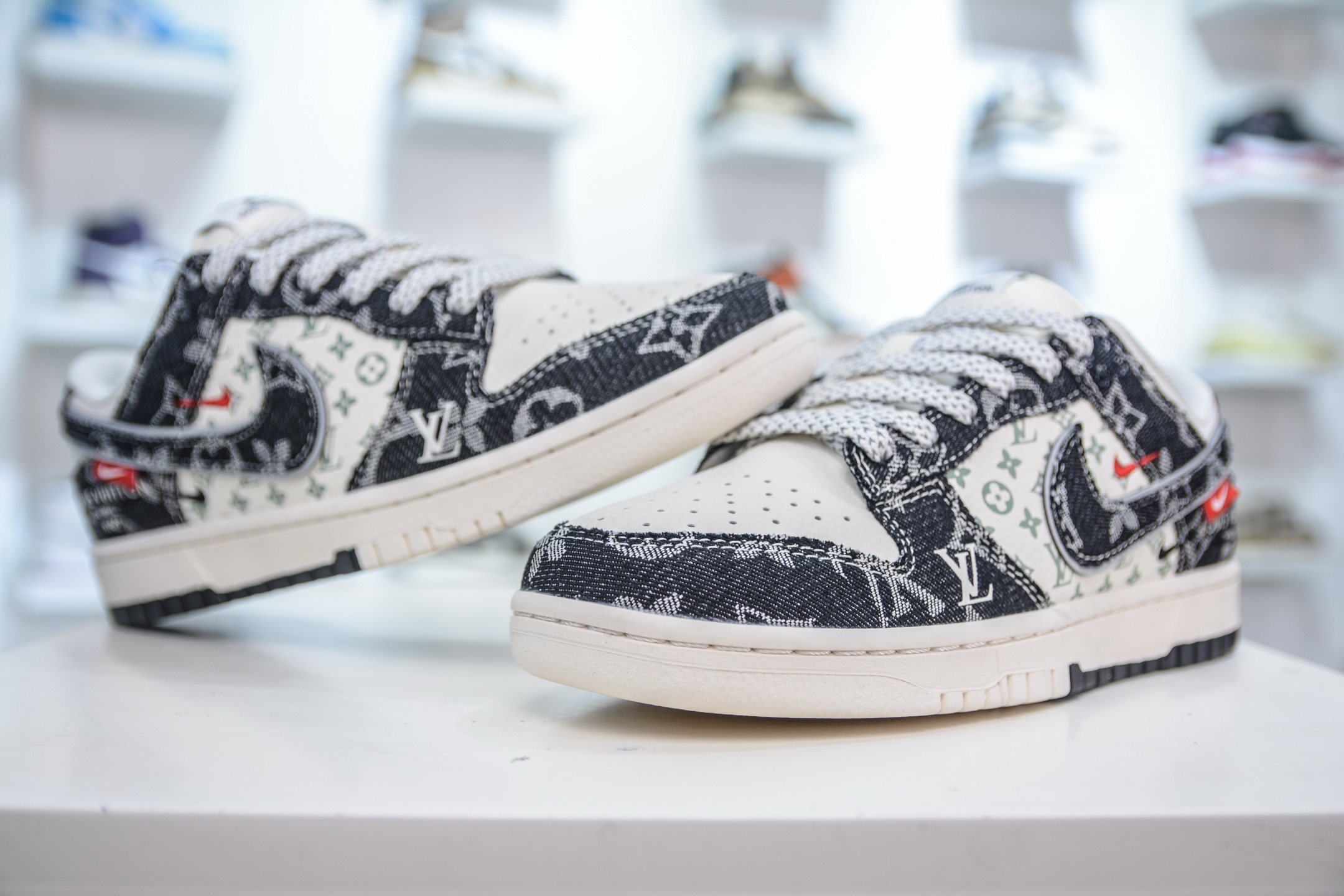 Nike SB Dunk Low x Louis Vuitton LV联名-黑牛仔黑勾  YX5066-351