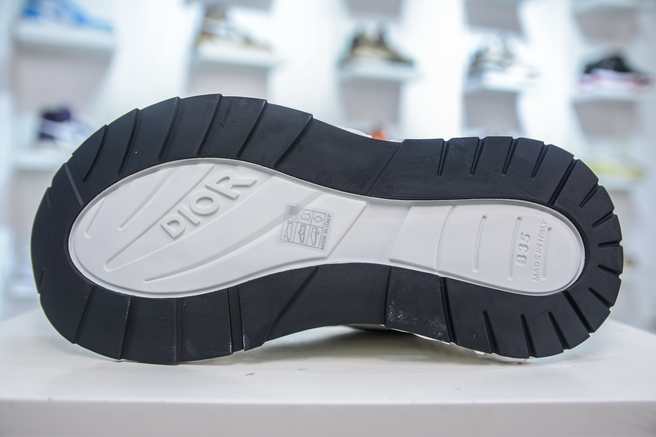 Dior迪奥B35最新款老爹运动鞋-莆田鞋,莆田鞋货源,高仿鞋,高仿鞋货源,安福档口,莆田高仿鞋,莆田鞋批发,高仿鞋批发,莆田高仿运动鞋,高仿运动鞋,莆田运动鞋 Dior迪奥B35最新款老爹运动鞋