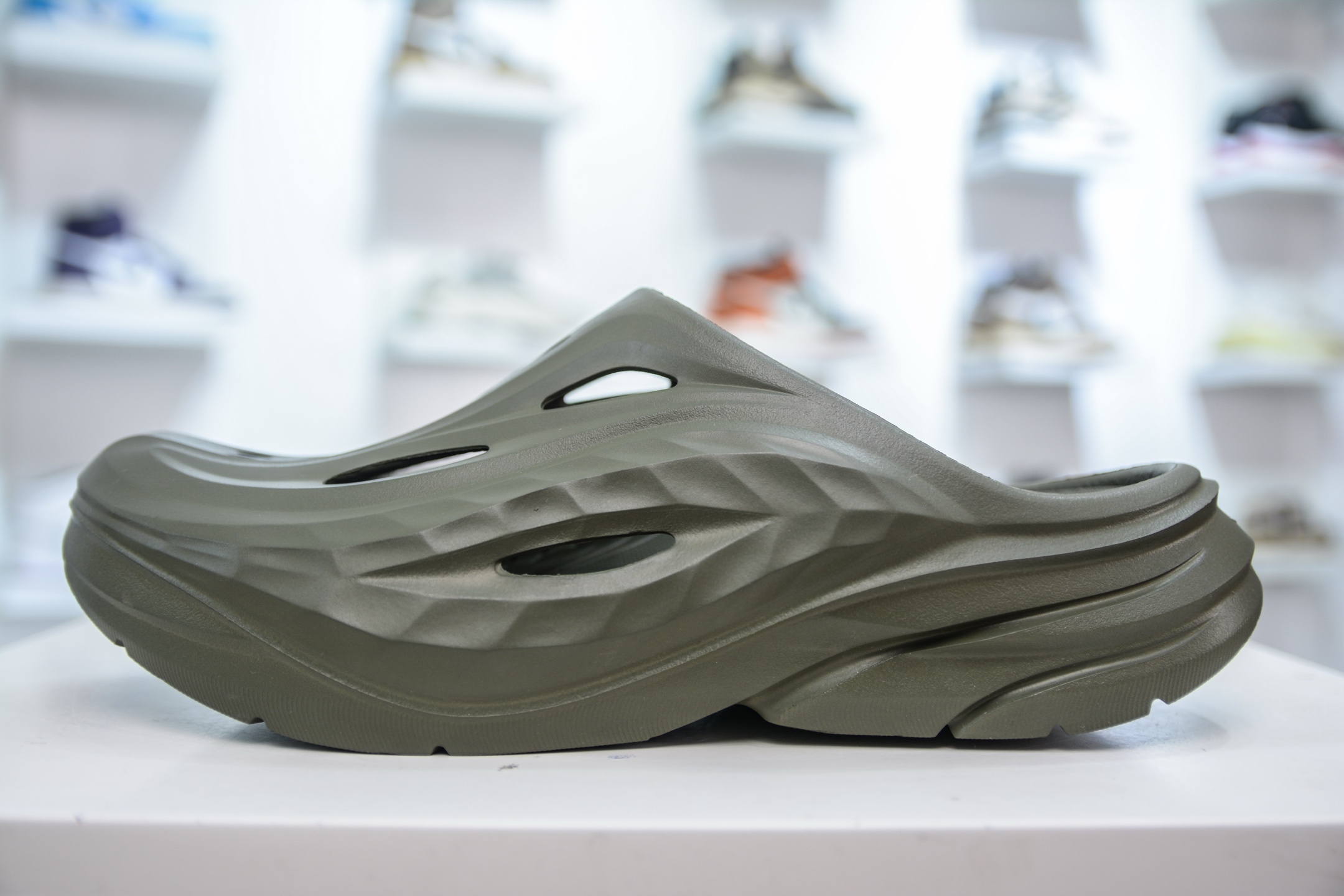 HK纯原 HOKA ONE ONE Ora 缓震拖鞋-莆田鞋,莆田鞋货源,高仿鞋,高仿鞋货源,安福档口,莆田高仿鞋,莆田鞋批发,高仿鞋批发,莆田高仿运动鞋,高仿运动鞋,莆田运动鞋 HK纯原 HOKA ONE ONE Ora 缓震拖鞋