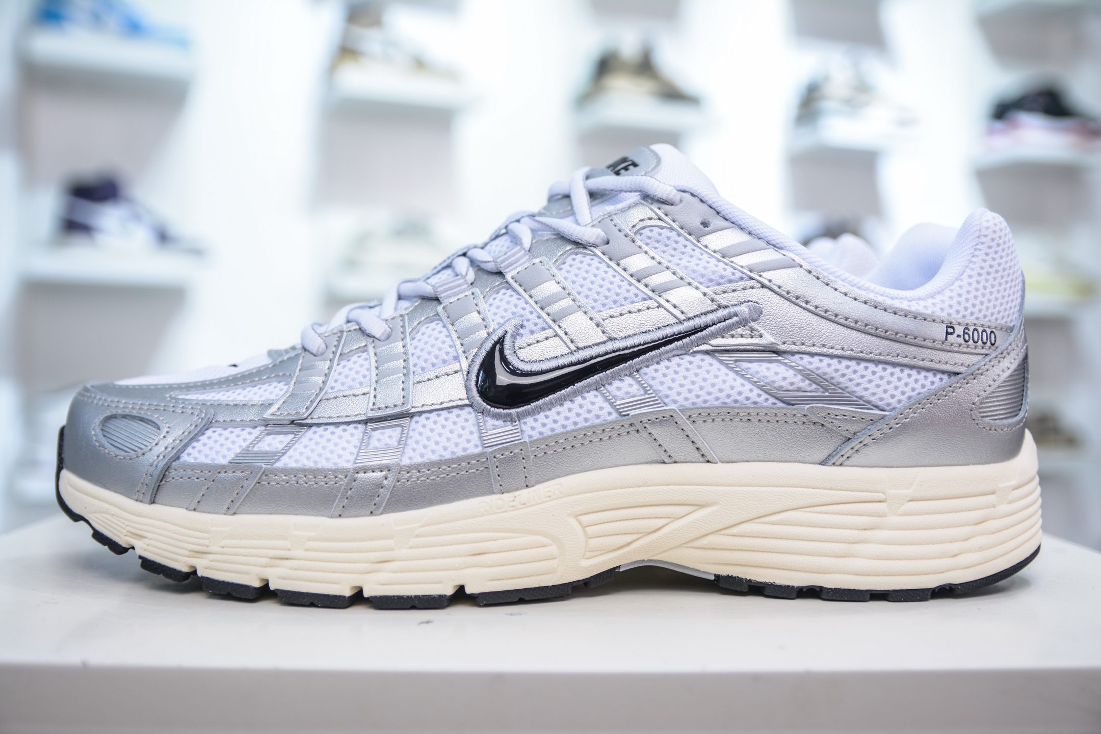 X NK P-6000 Pegasus 21 CD6404 105 36 36.5 37.5 38 38.5 39 40 40.5 41 42 42.5 43 44 44.5 45 Scarpe Scarpe Scarpe sportive